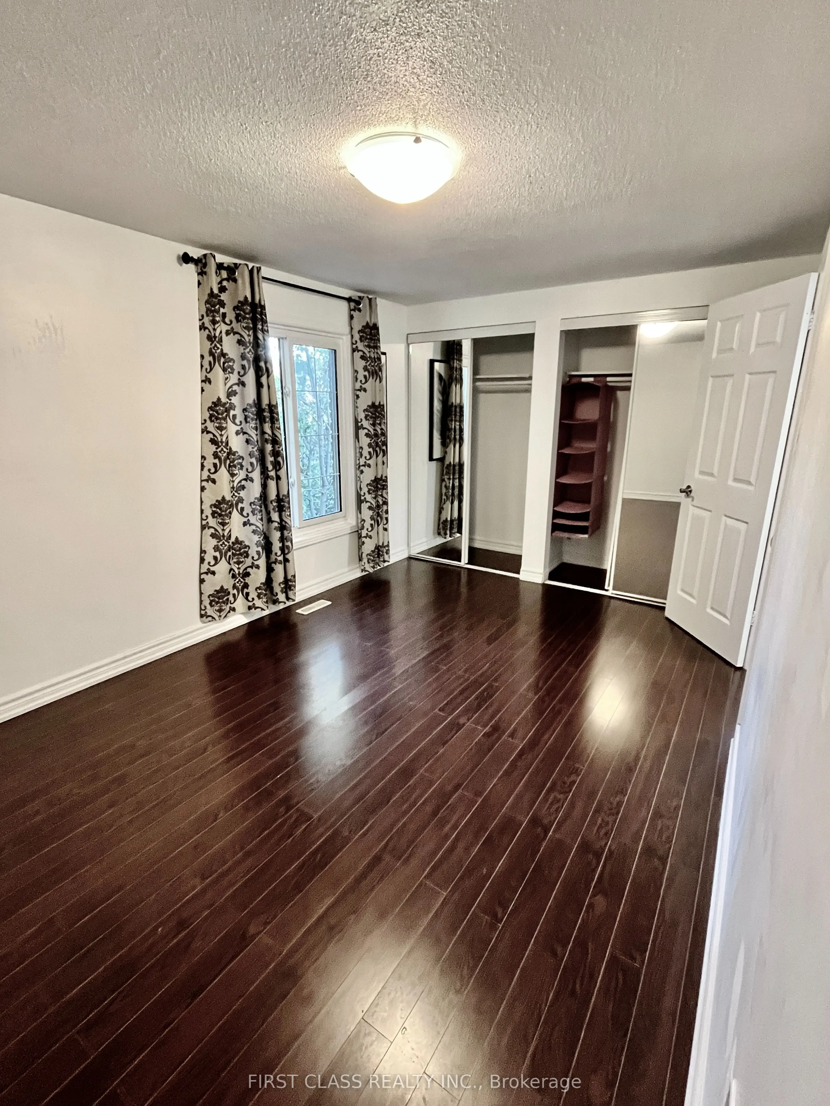 9 Upton Crescent, #Upper