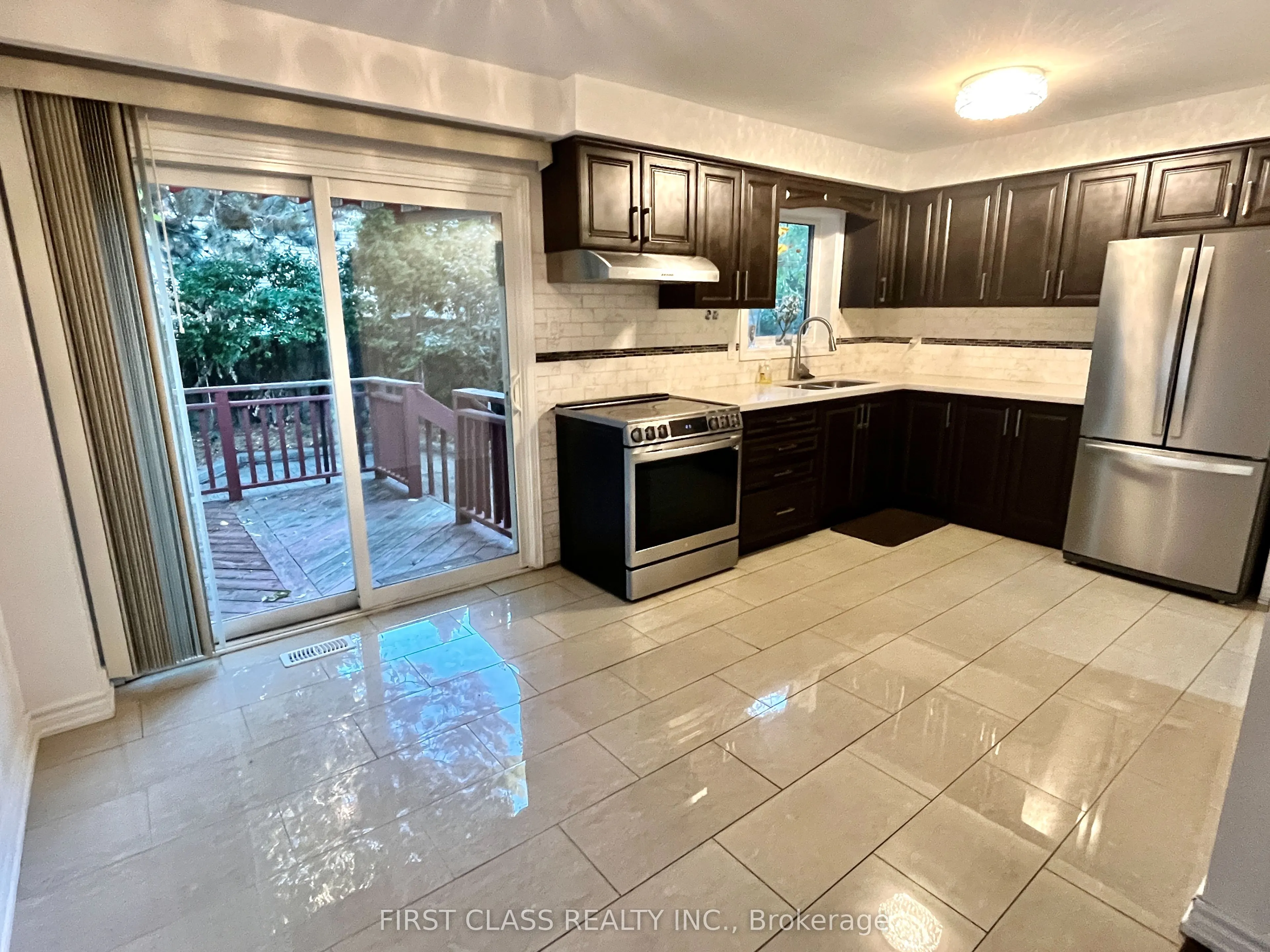 9 Upton Crescent, #Upper