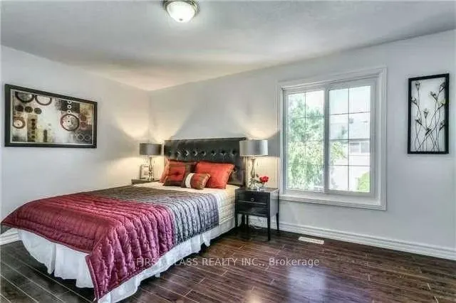 9 Upton Crescent, #Upper