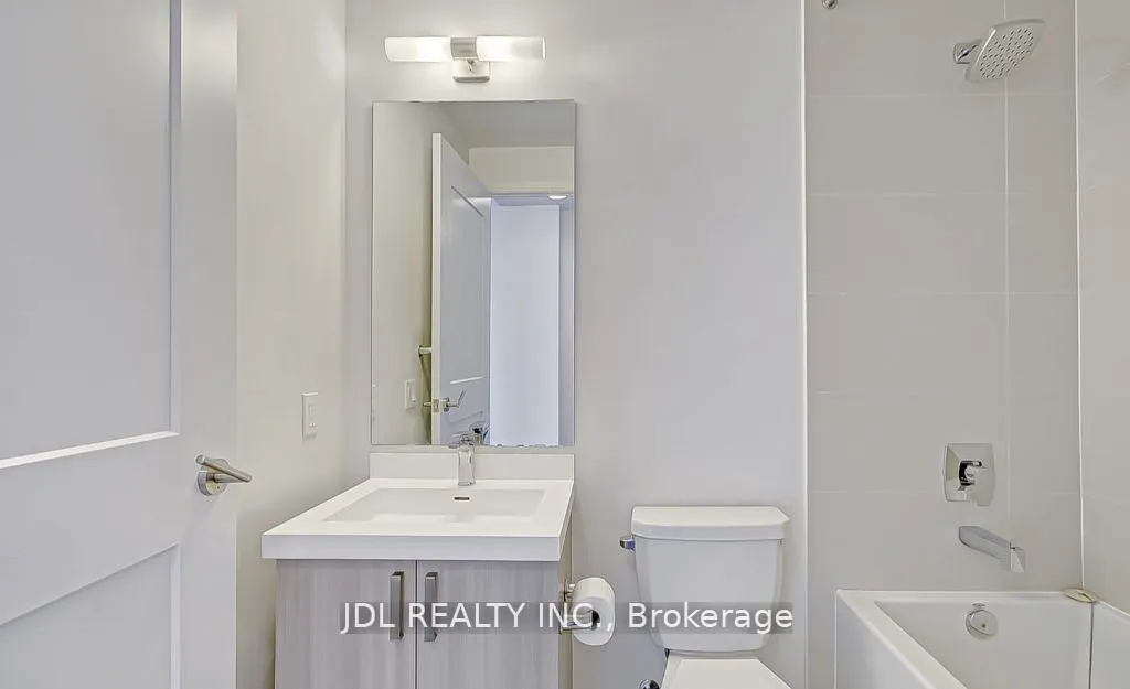 7895 Jane Street, #2515