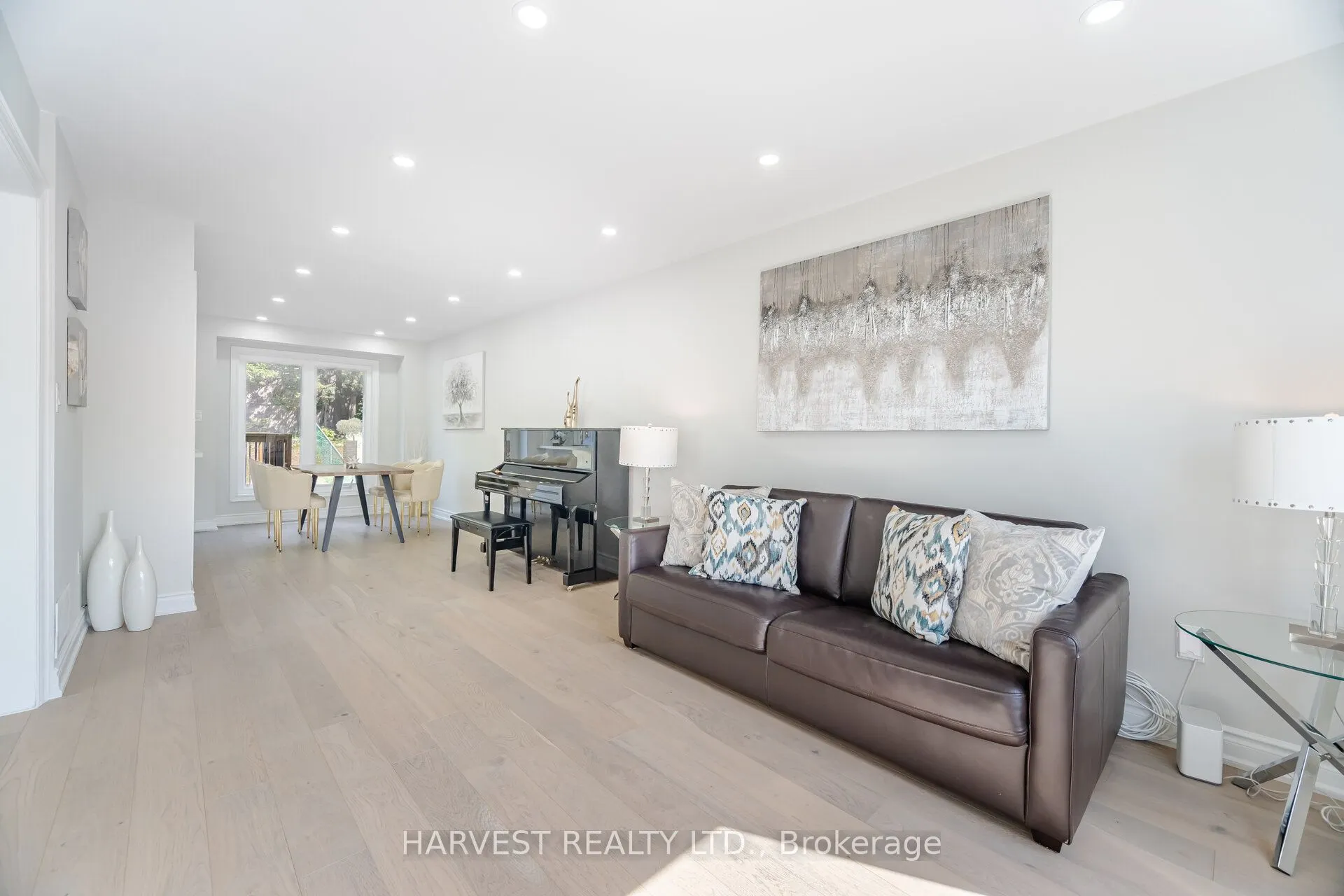 82 Swinton Crescent