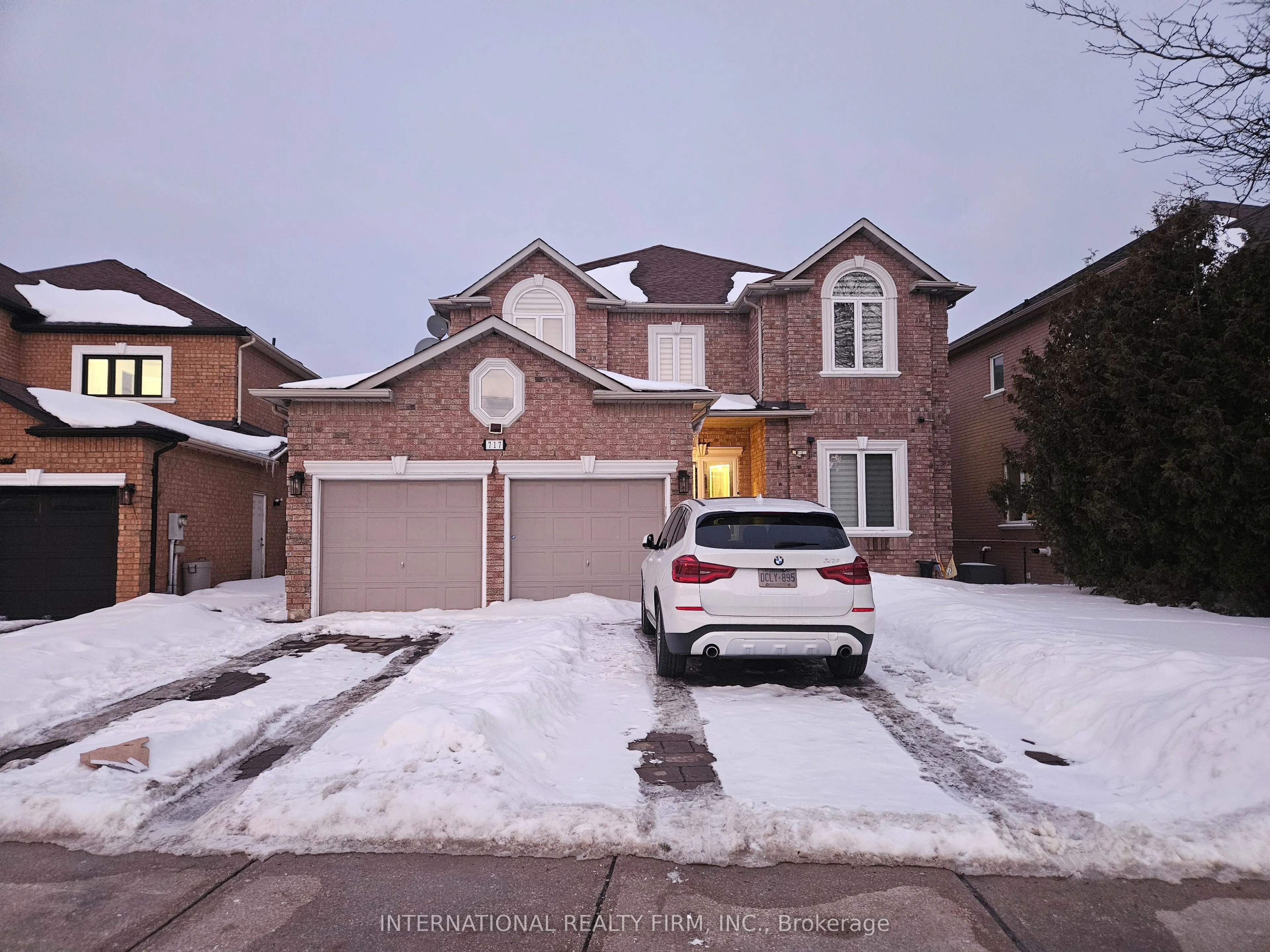 717 Vaughan Mills Road