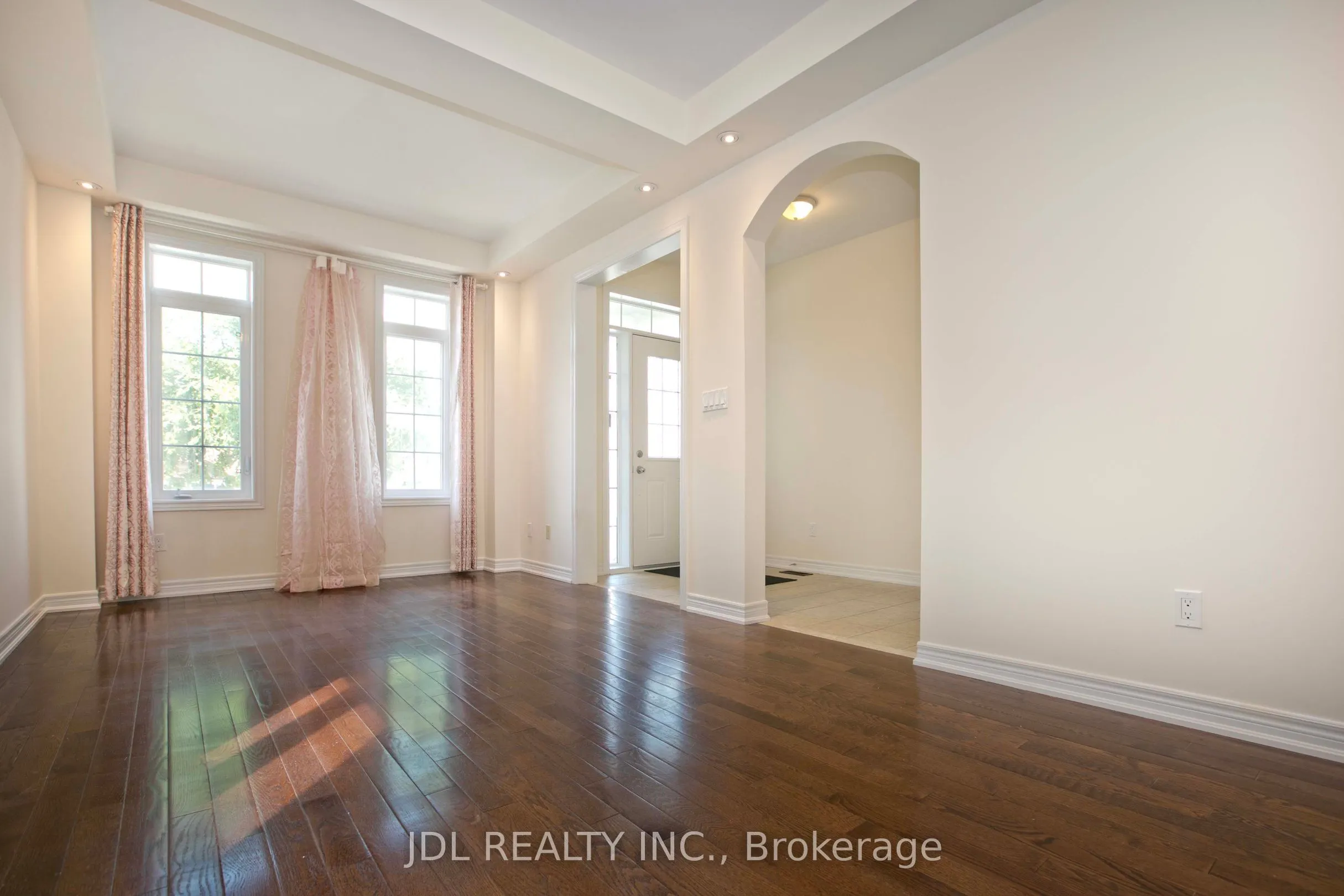 21 Wozniak Crescent