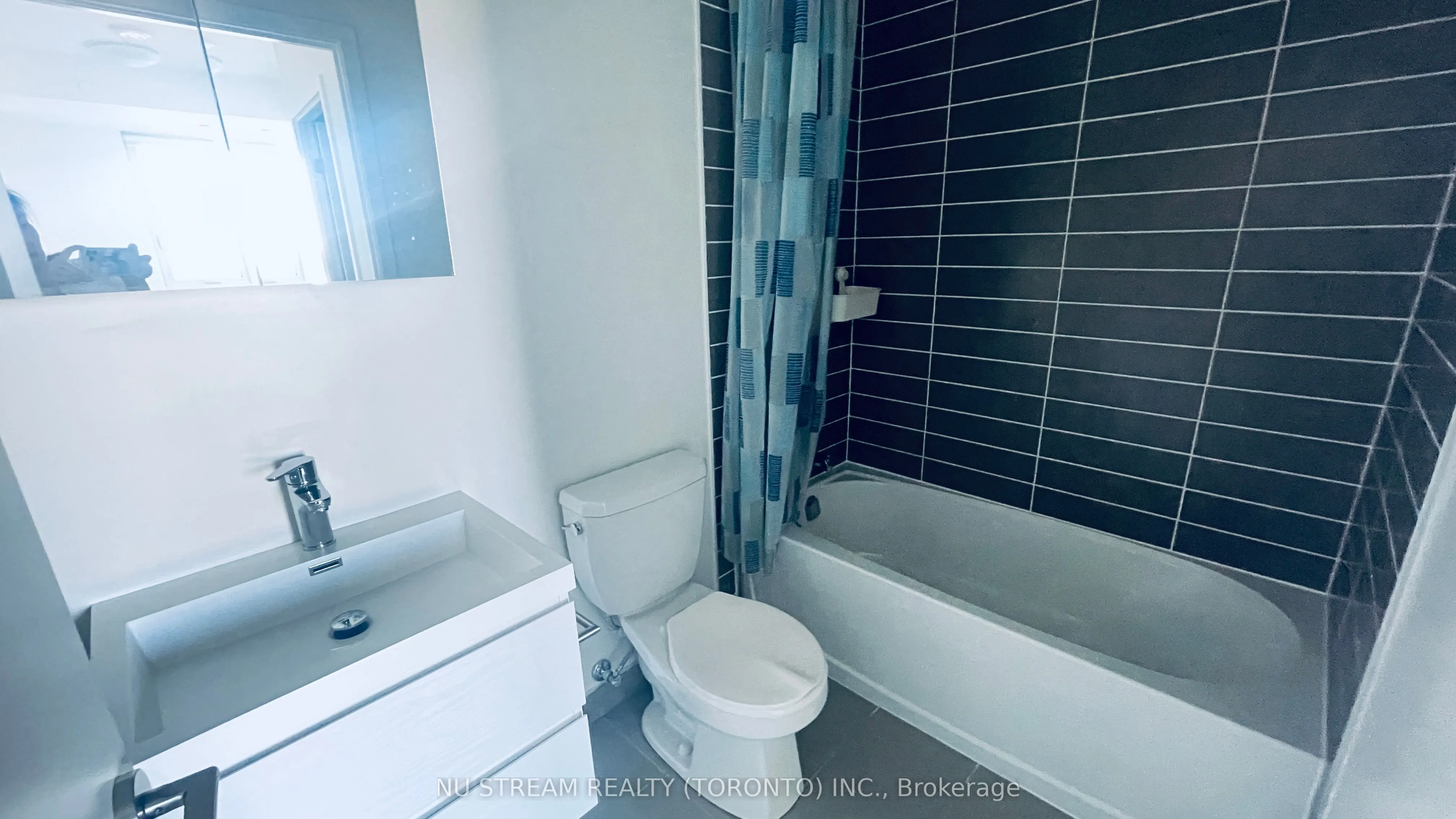292 Verdale Crossing, #B611