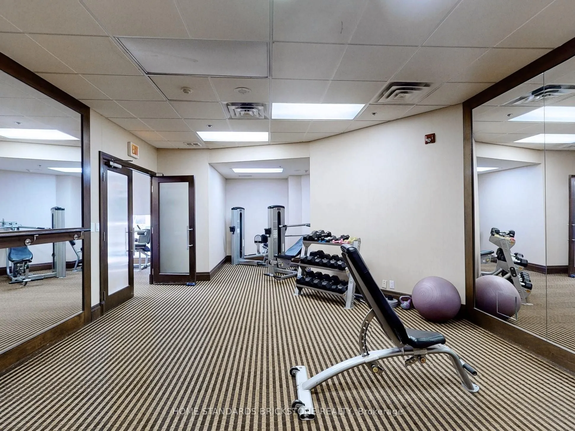 18 Harding Boulevard, #PH211