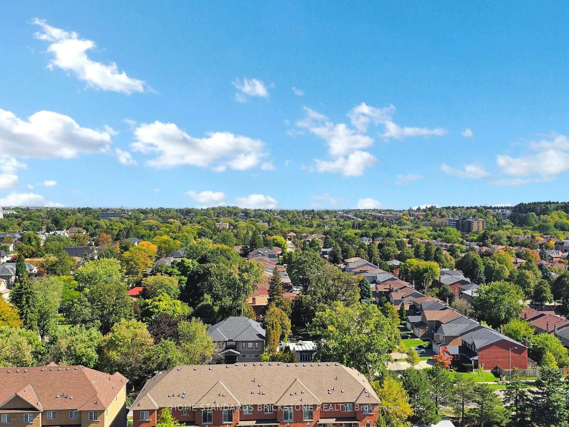 18 Harding Boulevard, #PH211