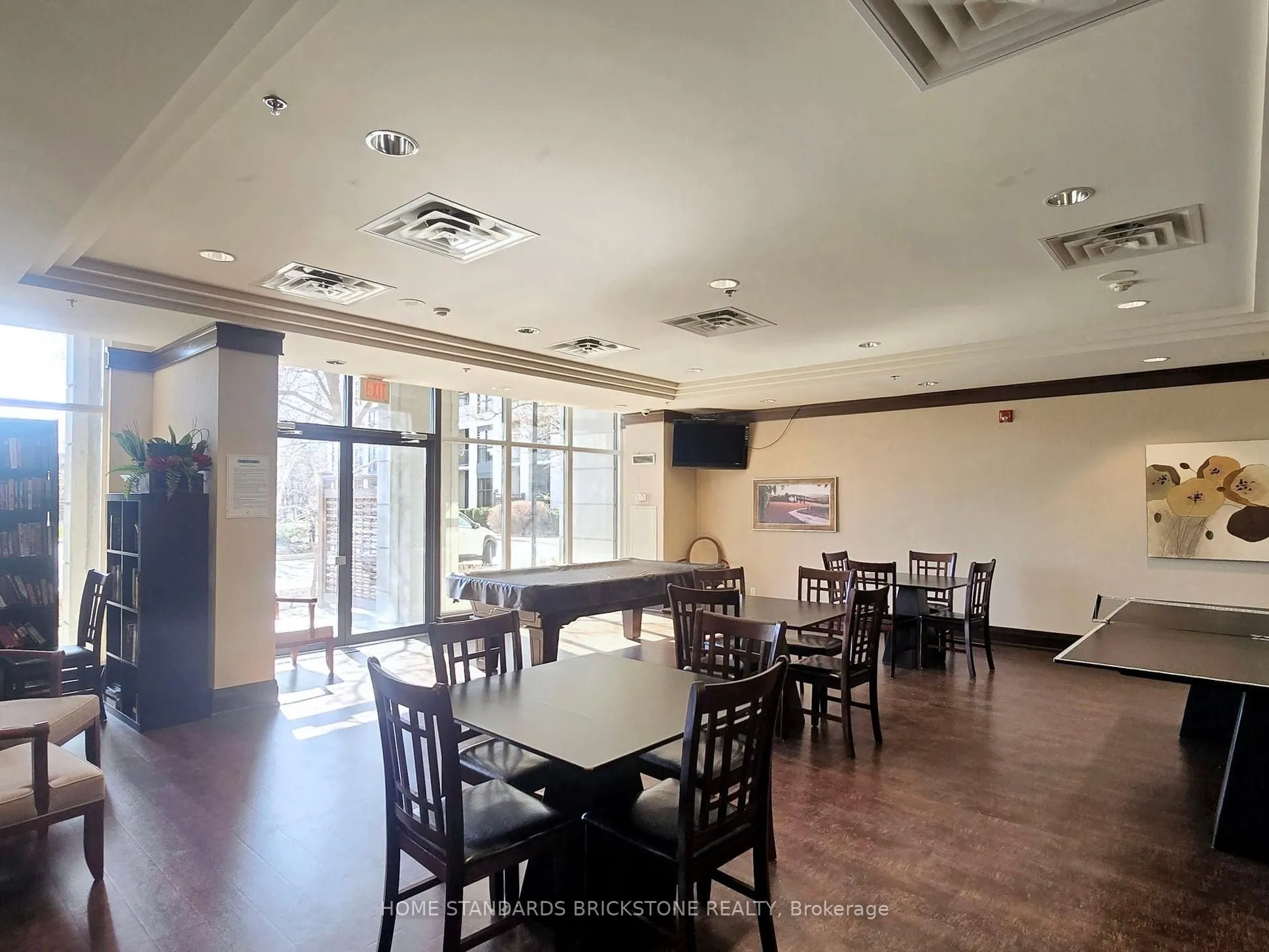 18 Harding Boulevard, #PH211