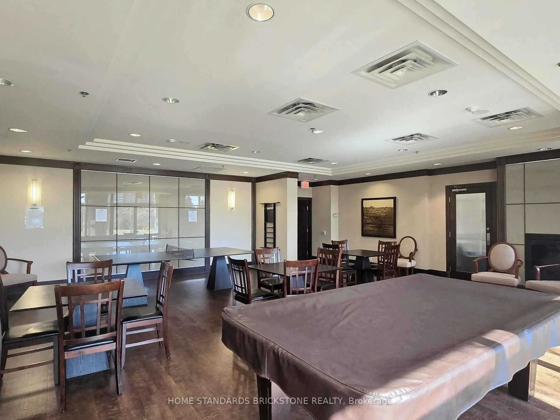 18 Harding Boulevard, #PH211
