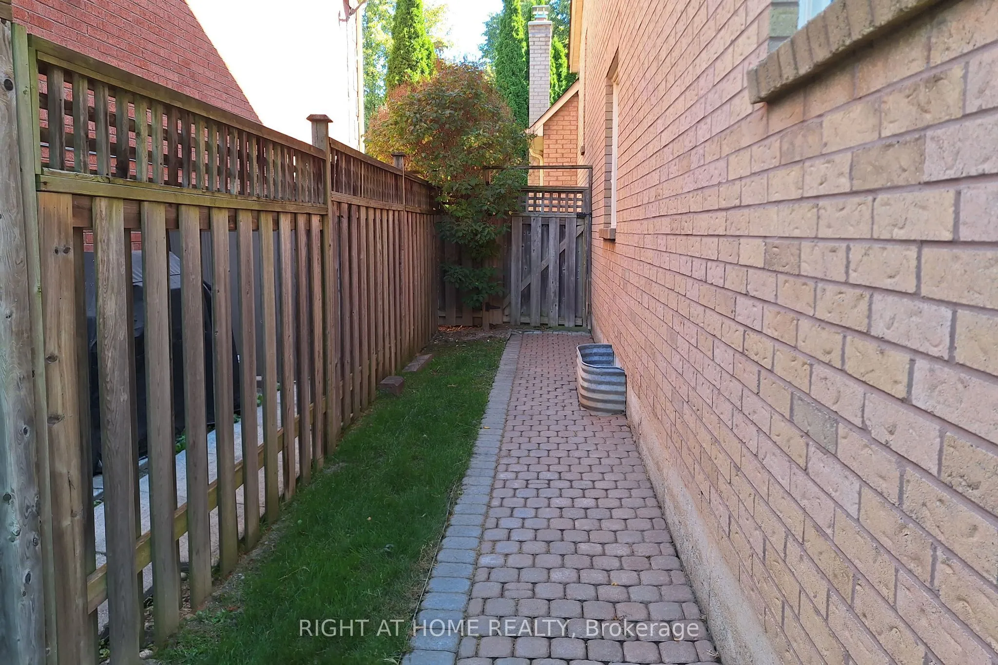 10 Millstone Court