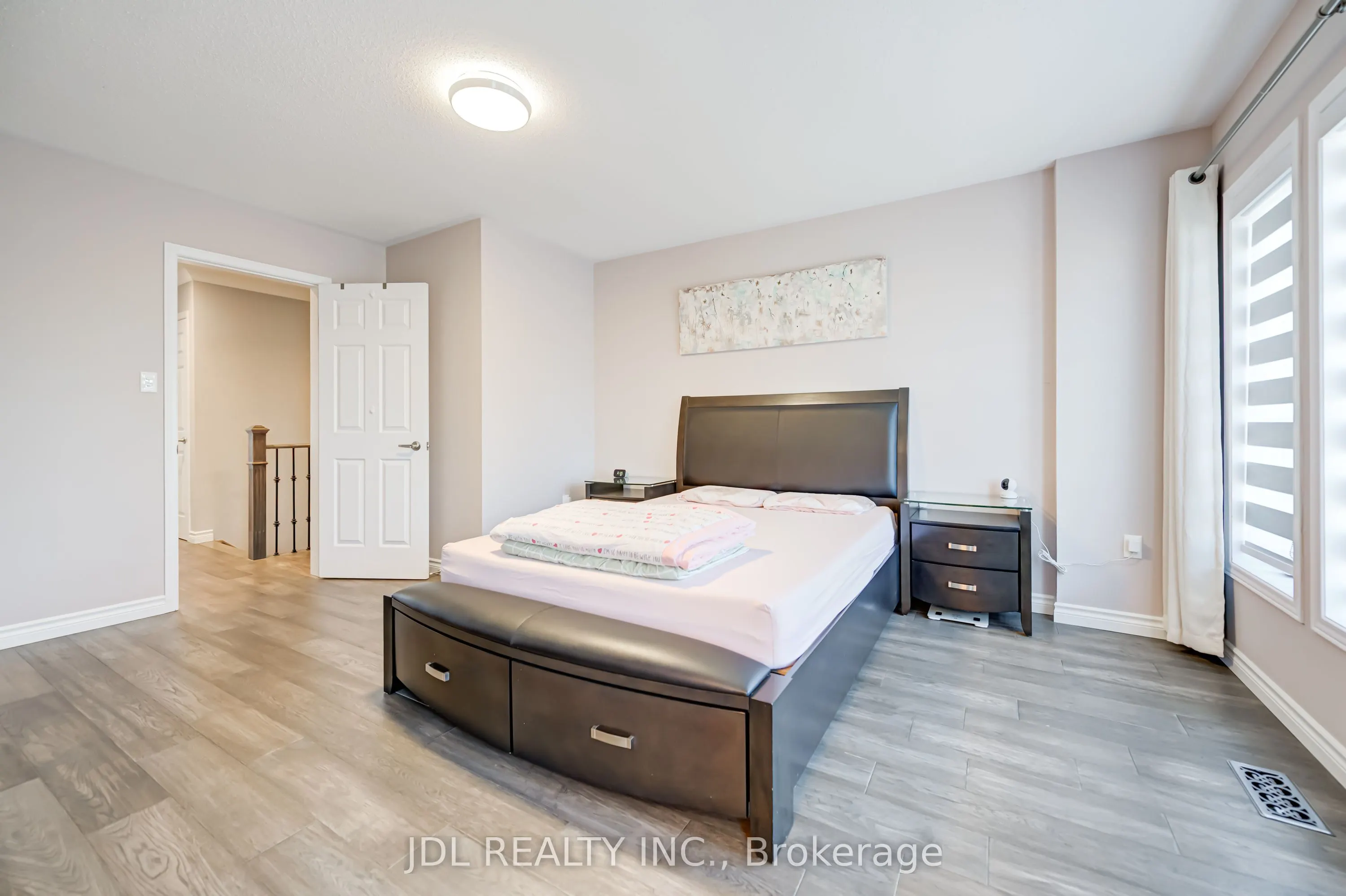 103 Thoroughbred Way