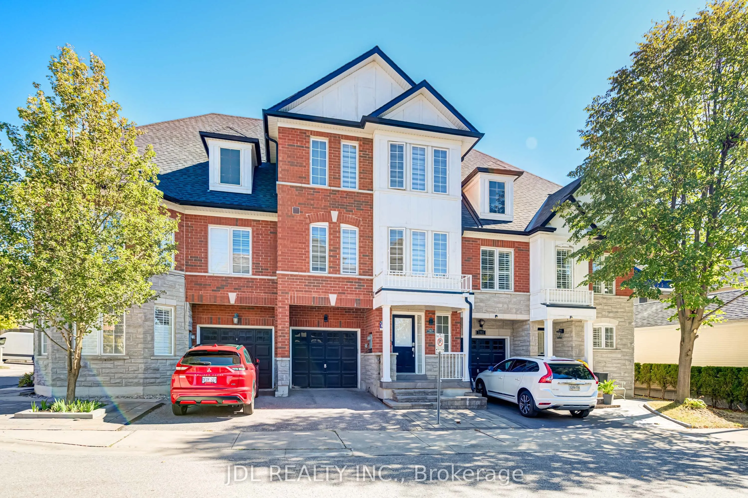 103 Thoroughbred Way