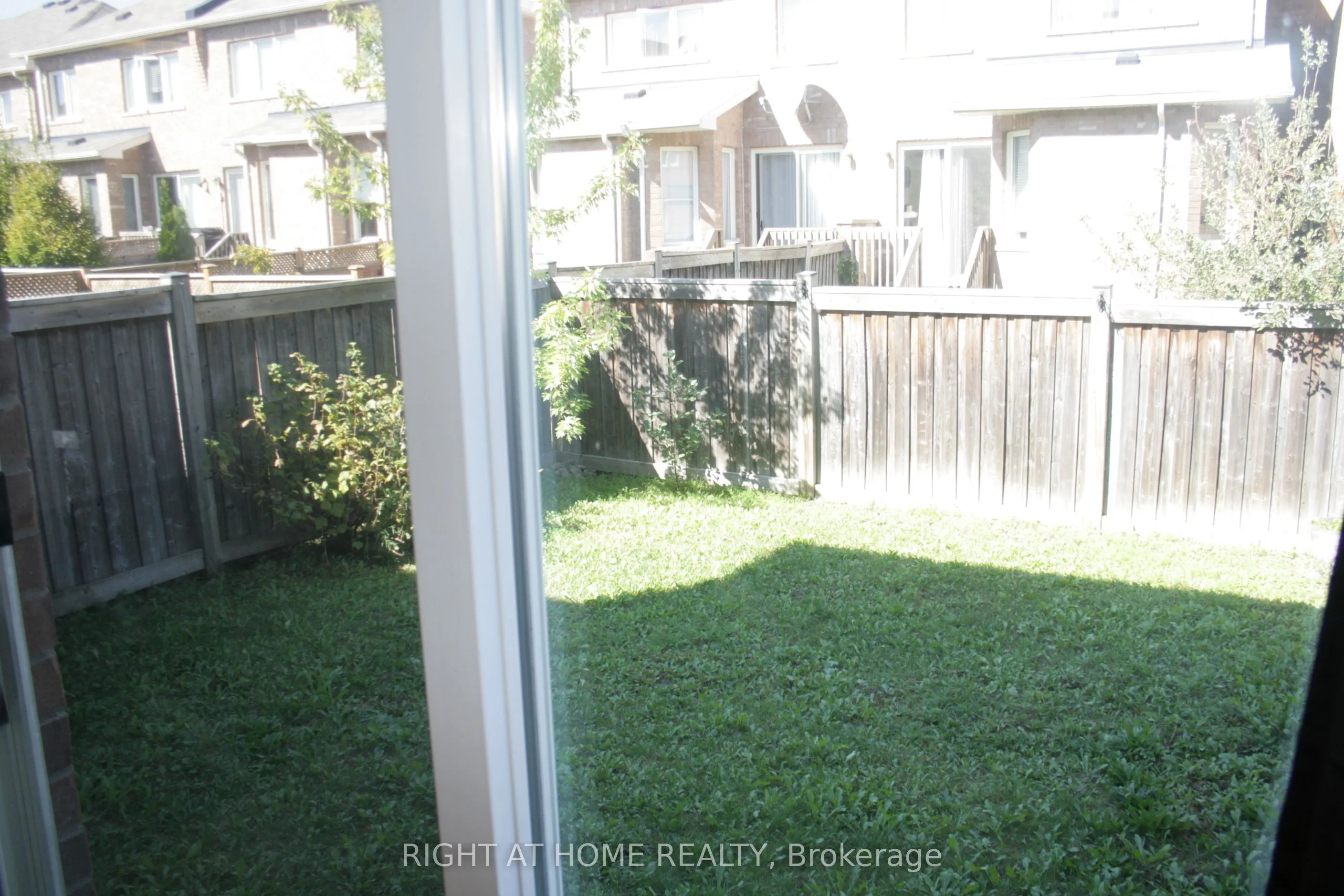 44 Thistle Avenue