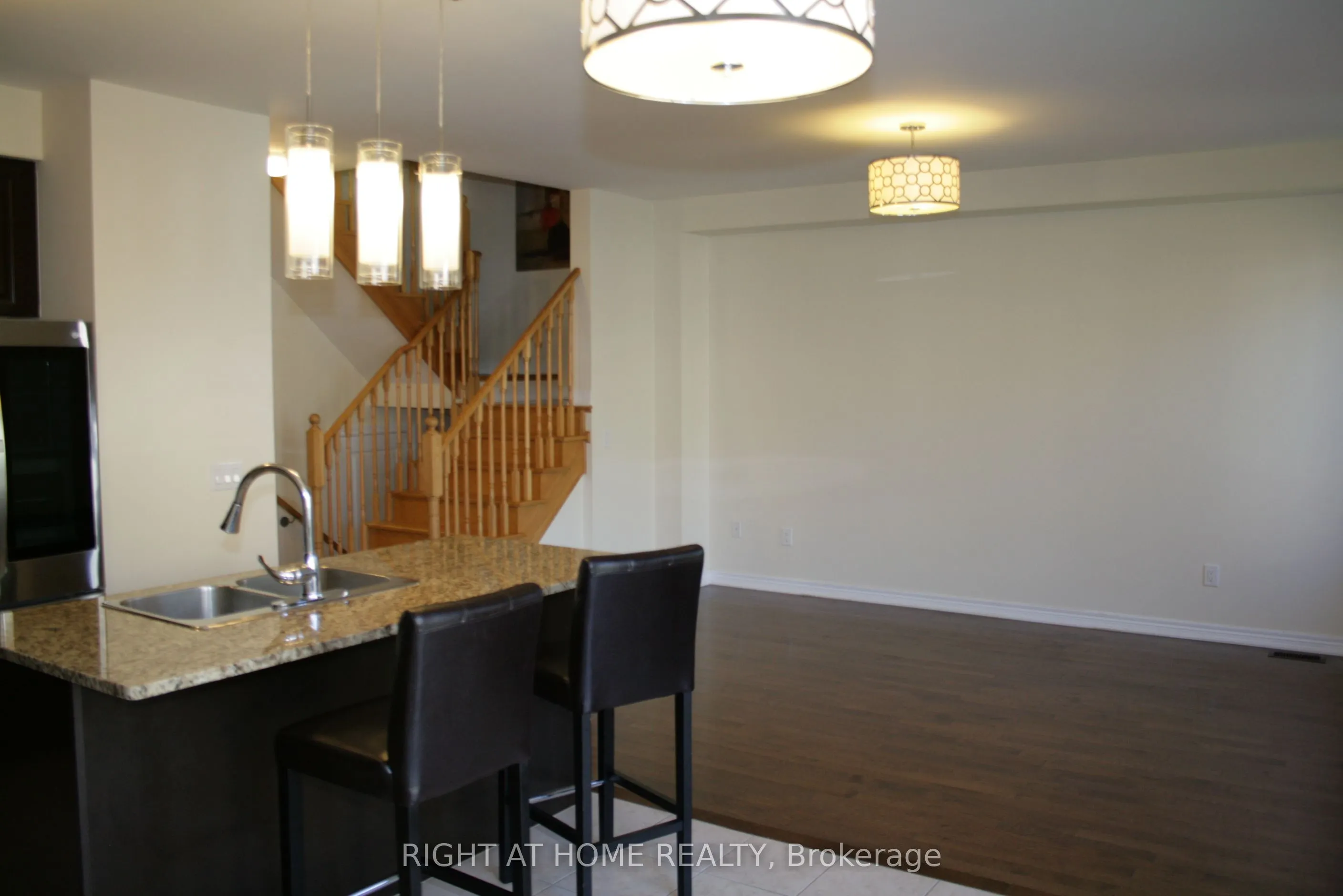 44 Thistle Avenue