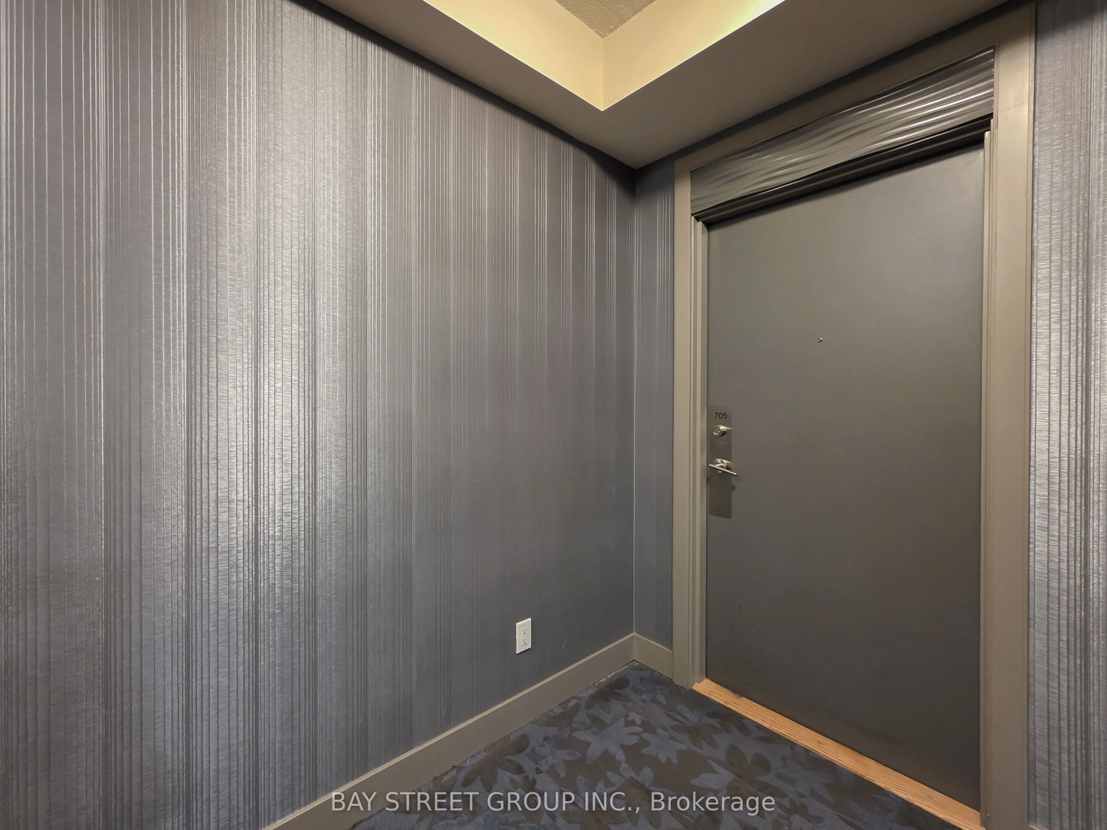 9608 Yonge Street, #705B