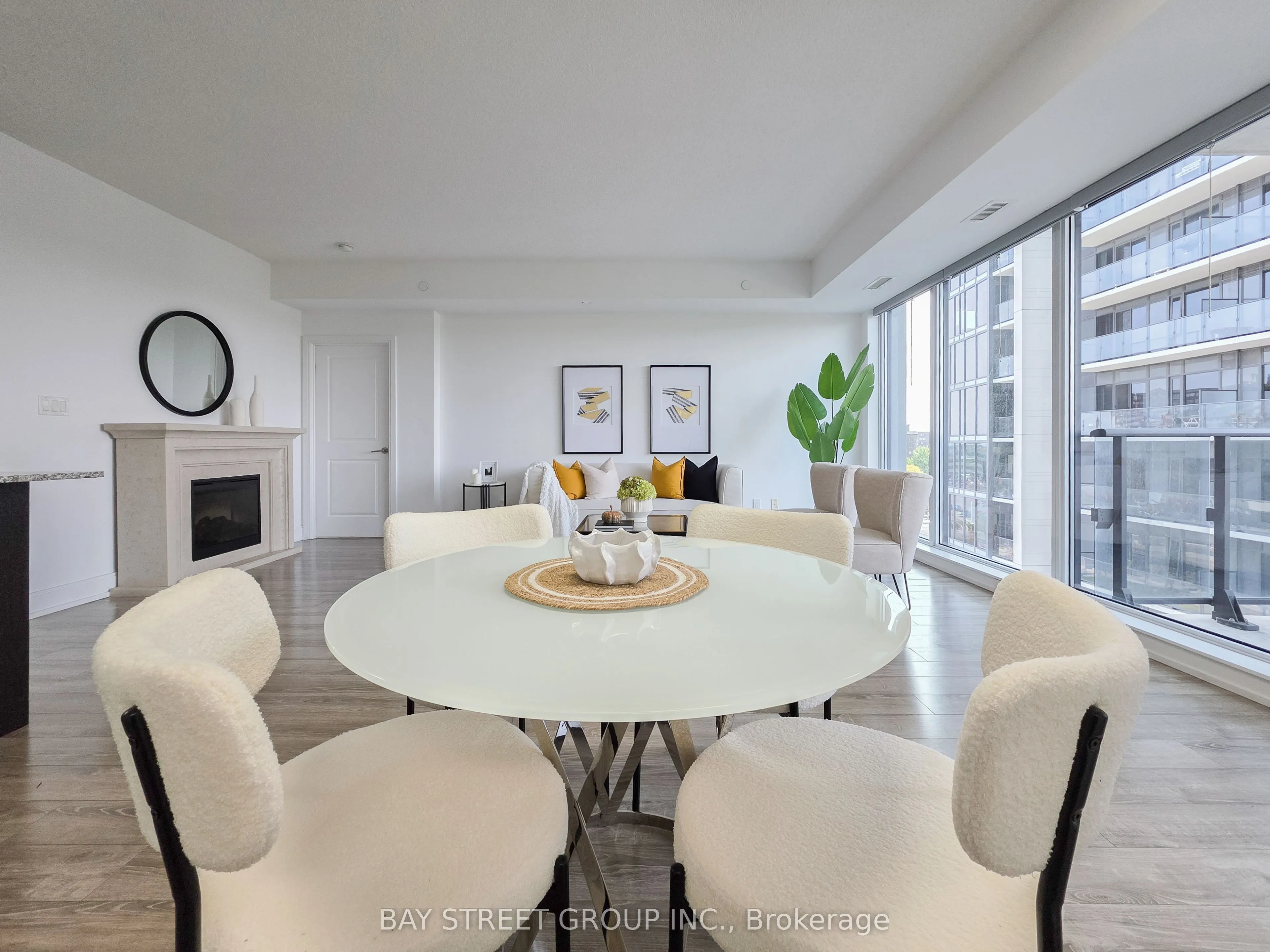 9608 Yonge Street, #705B