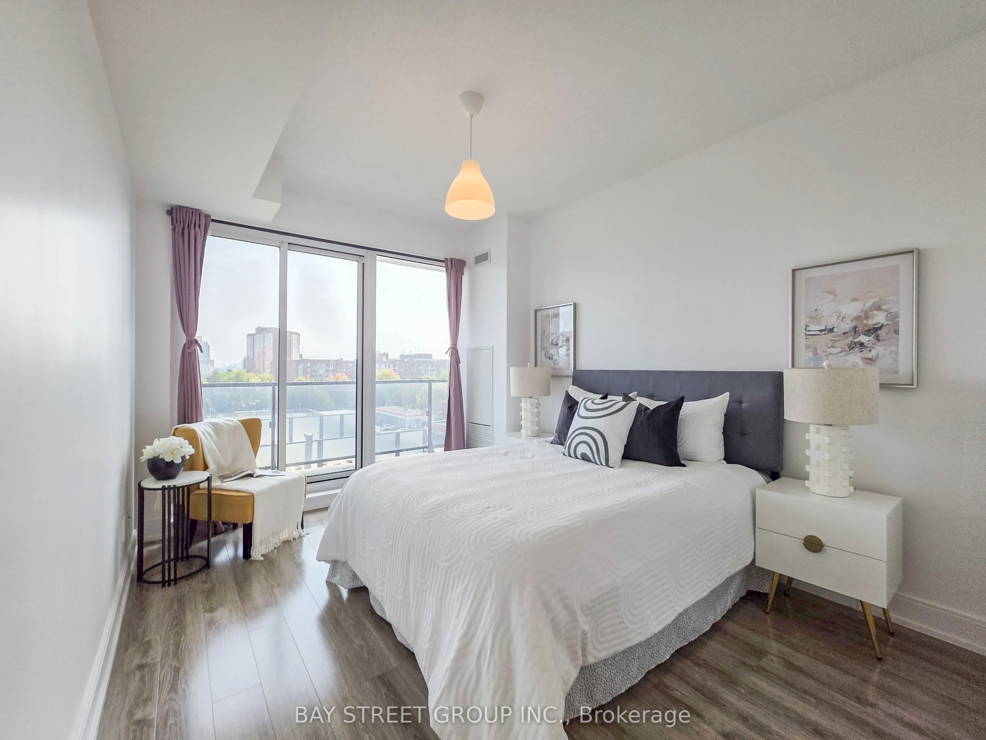 9608 Yonge Street, #705B