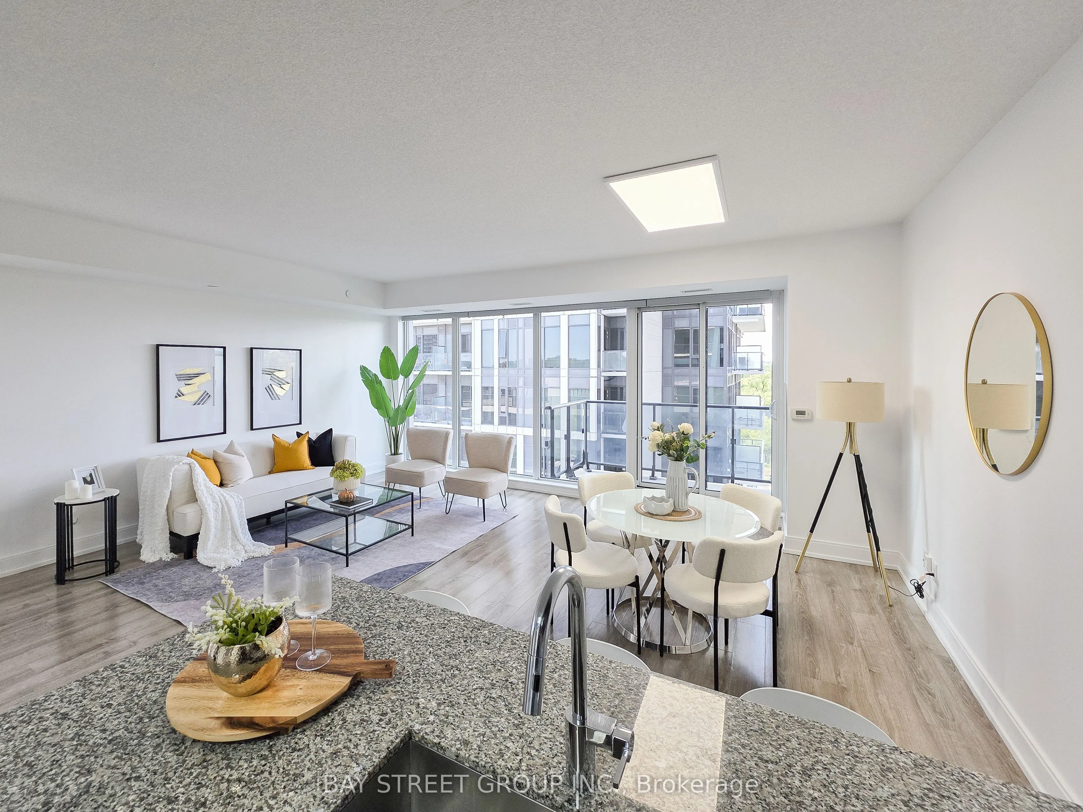 9608 Yonge Street, #705B