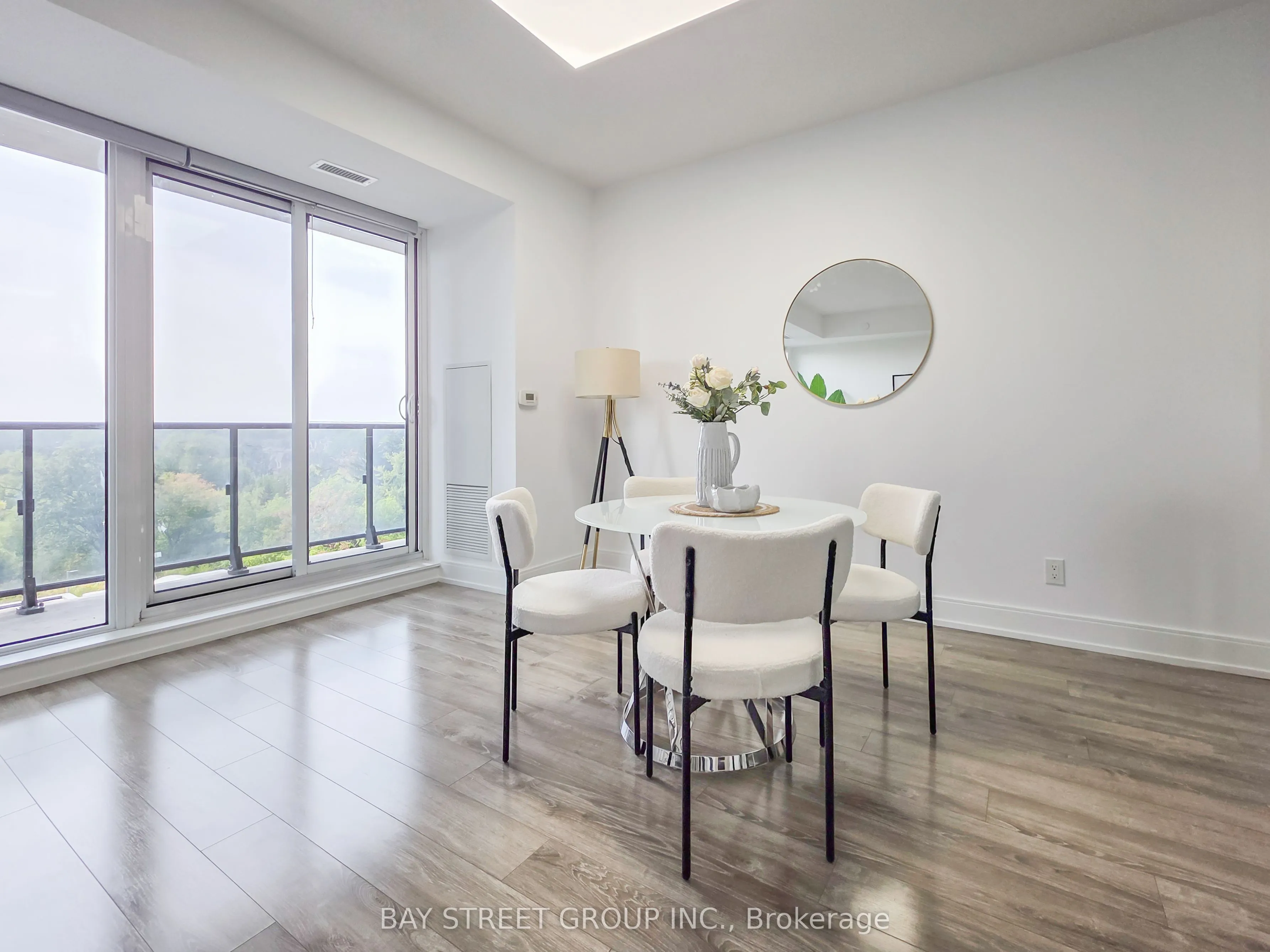 9608 Yonge Street, #705B