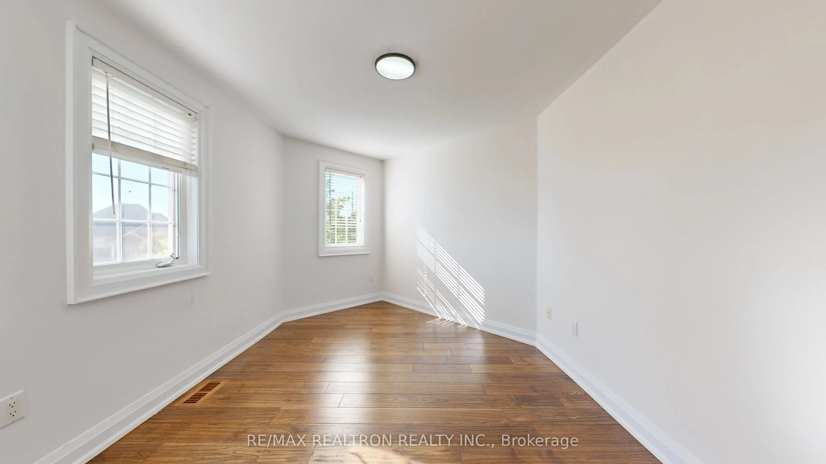 10 Post Oak Drive, #7