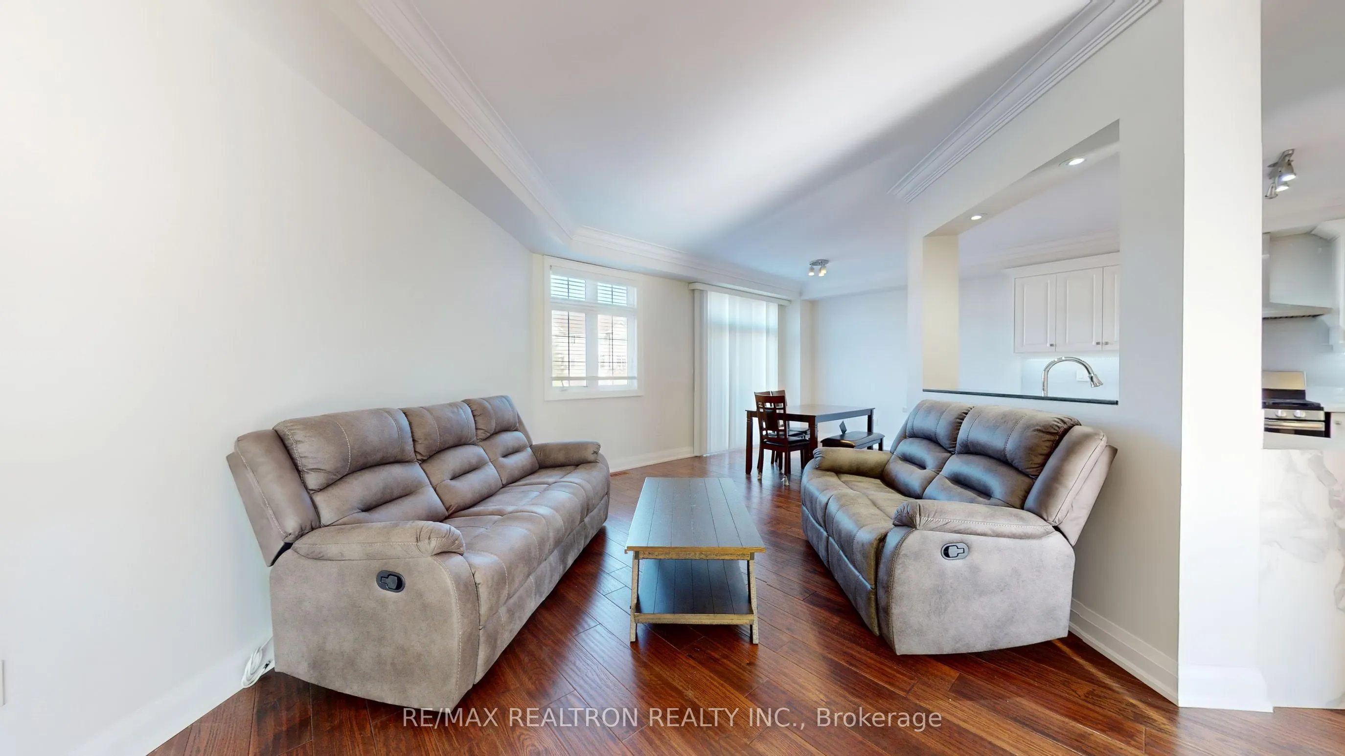 10 Post Oak Drive, #7