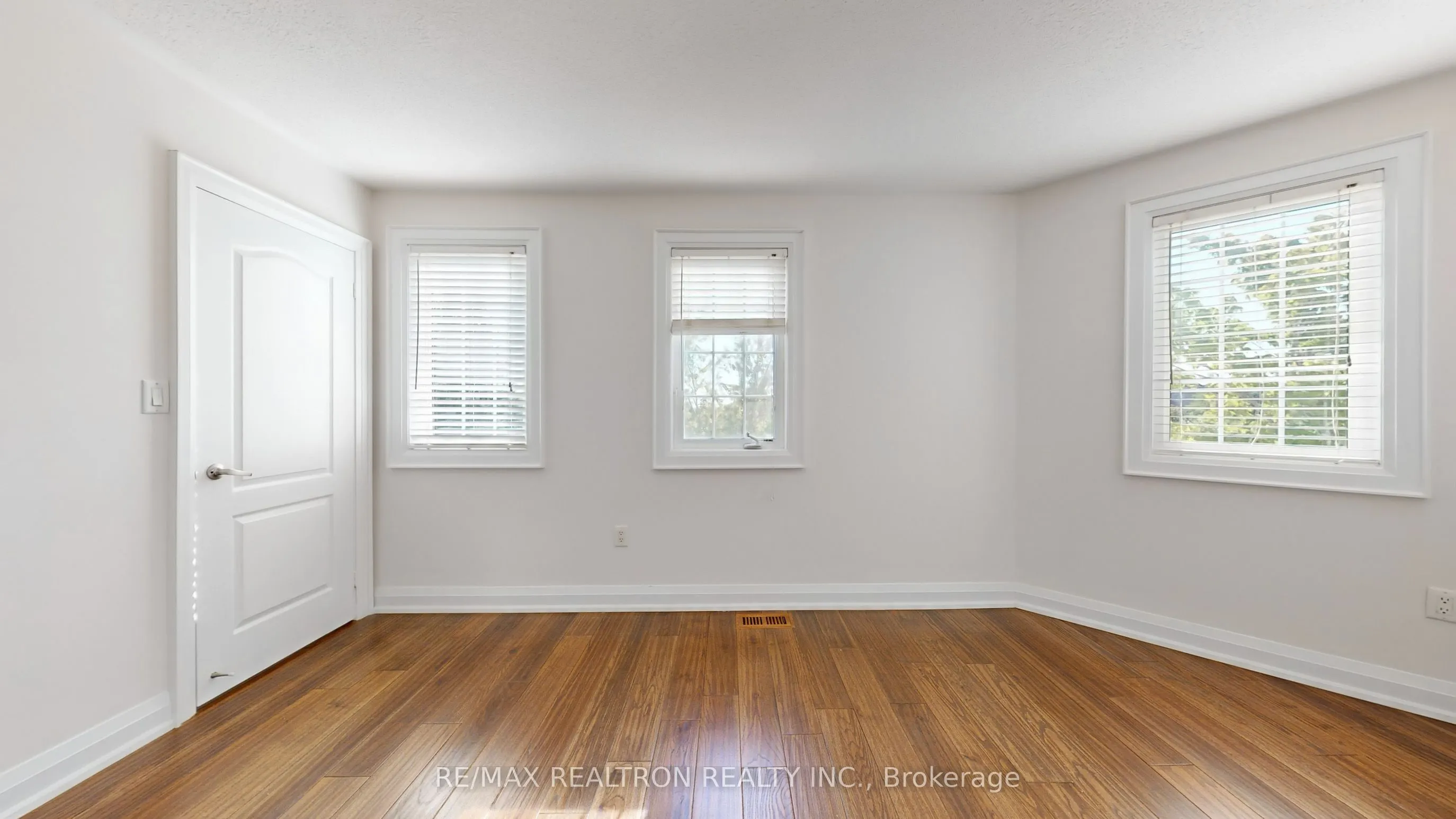 10 Post Oak Drive, #7