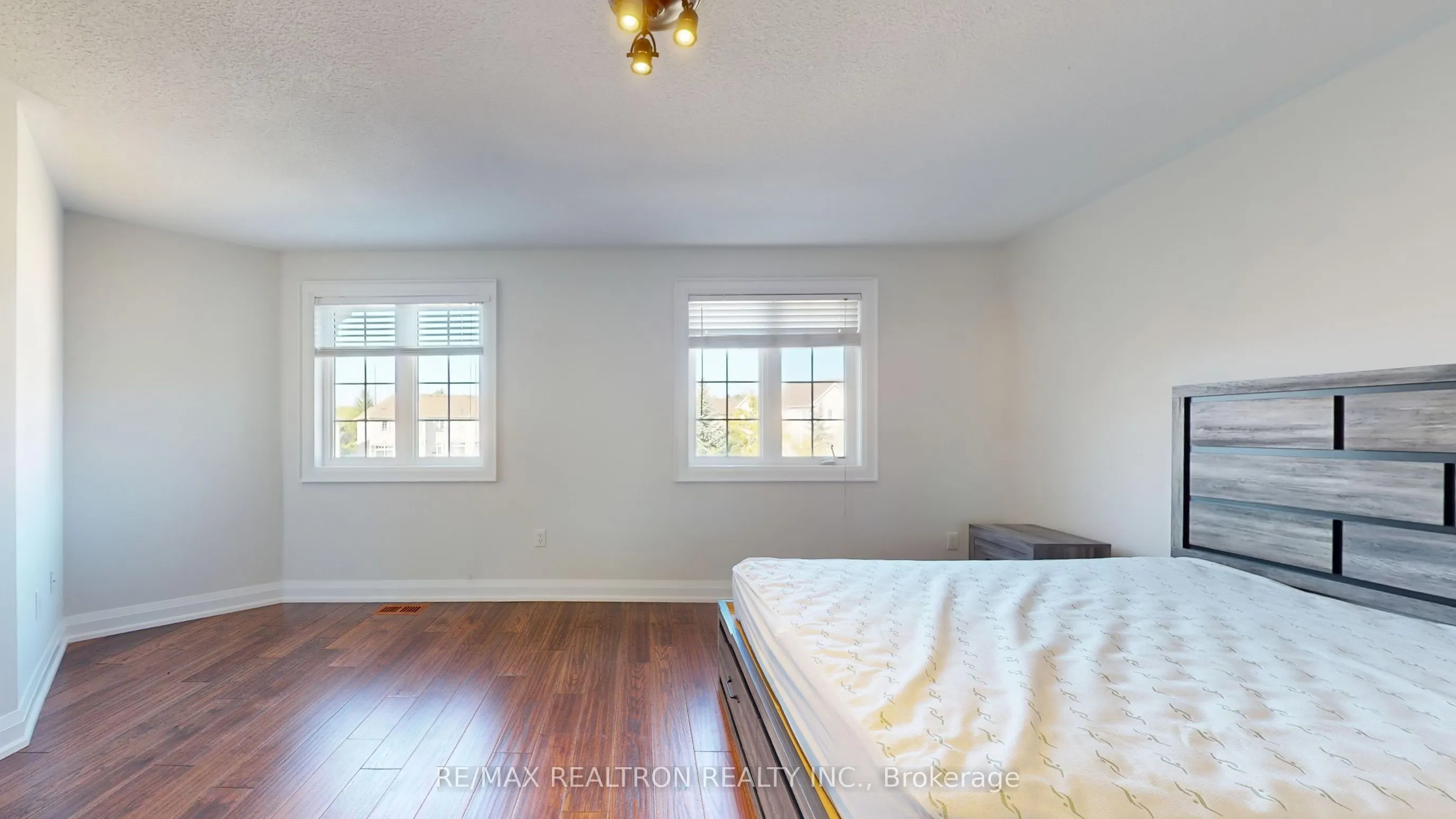 10 Post Oak Drive, #7
