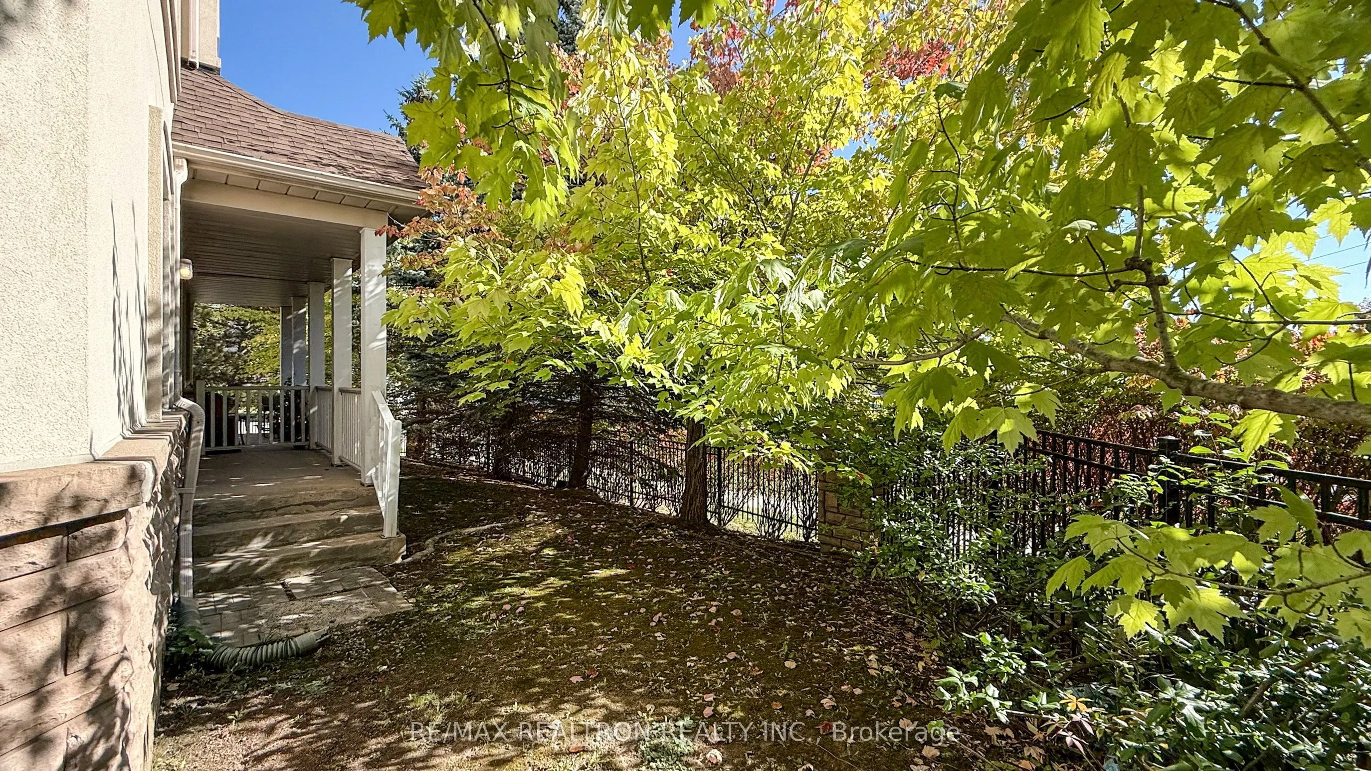 10 Post Oak Drive, #7