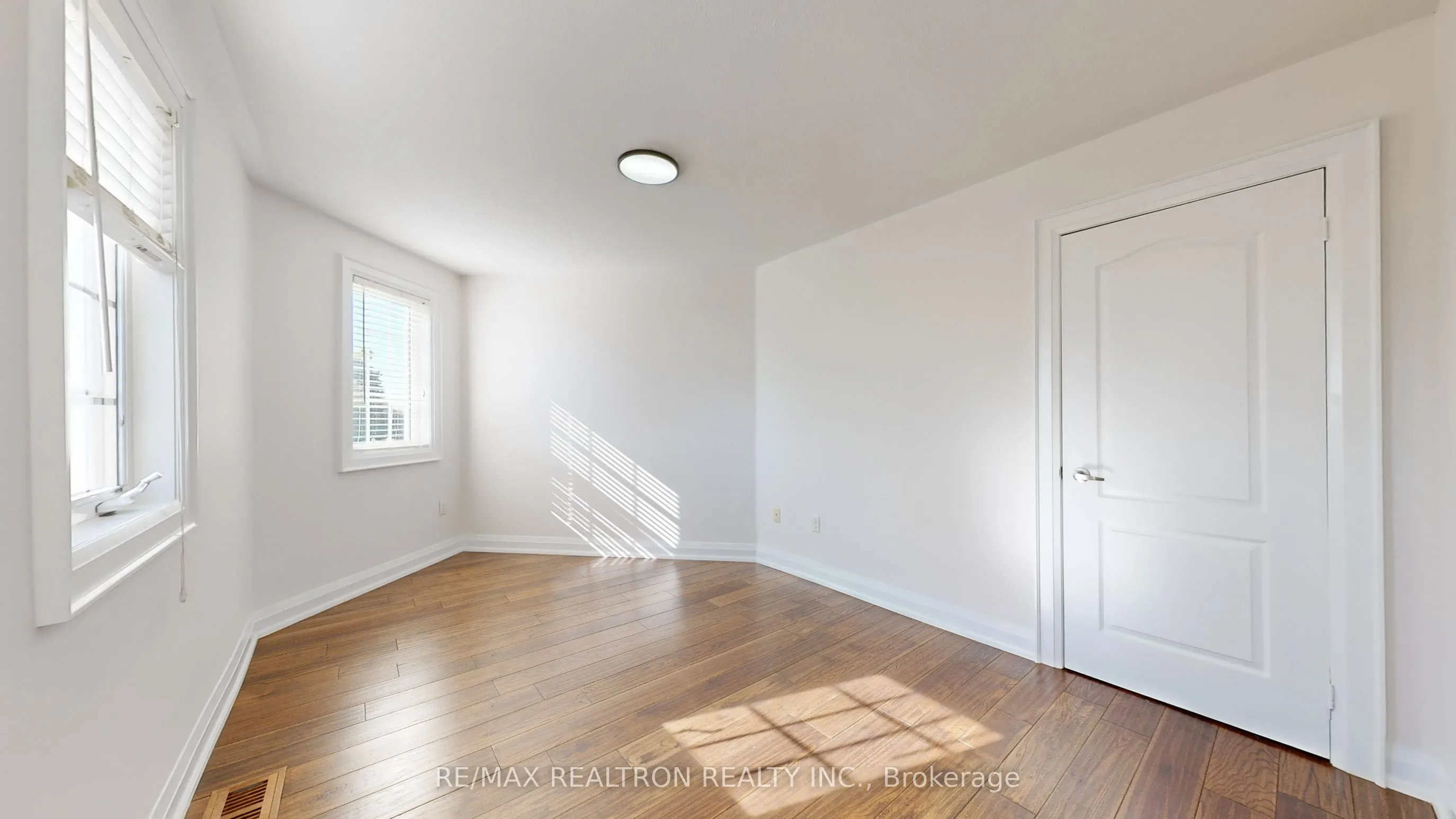 10 Post Oak Drive, #7
