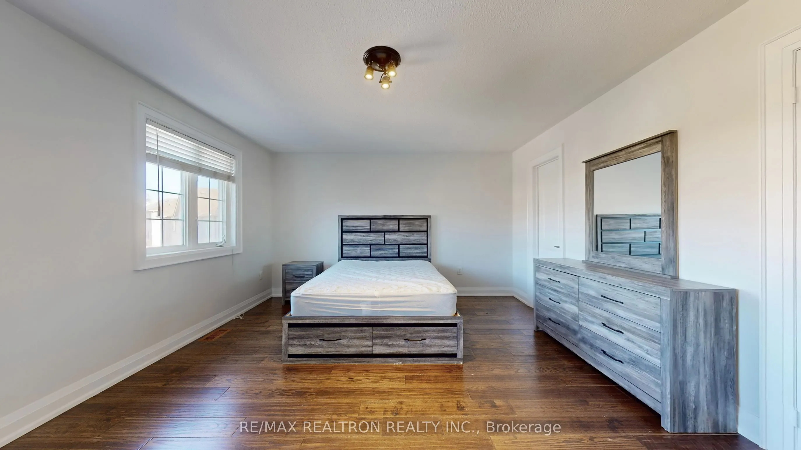 10 Post Oak Drive, #7