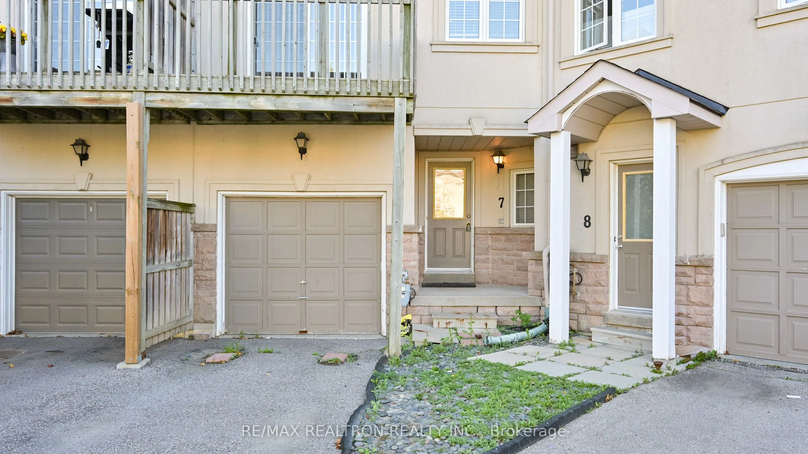 10 Post Oak Drive, #7