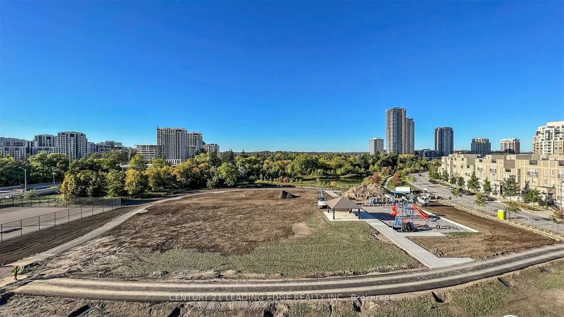 18 ROUGE VALLEY Drive W, #514