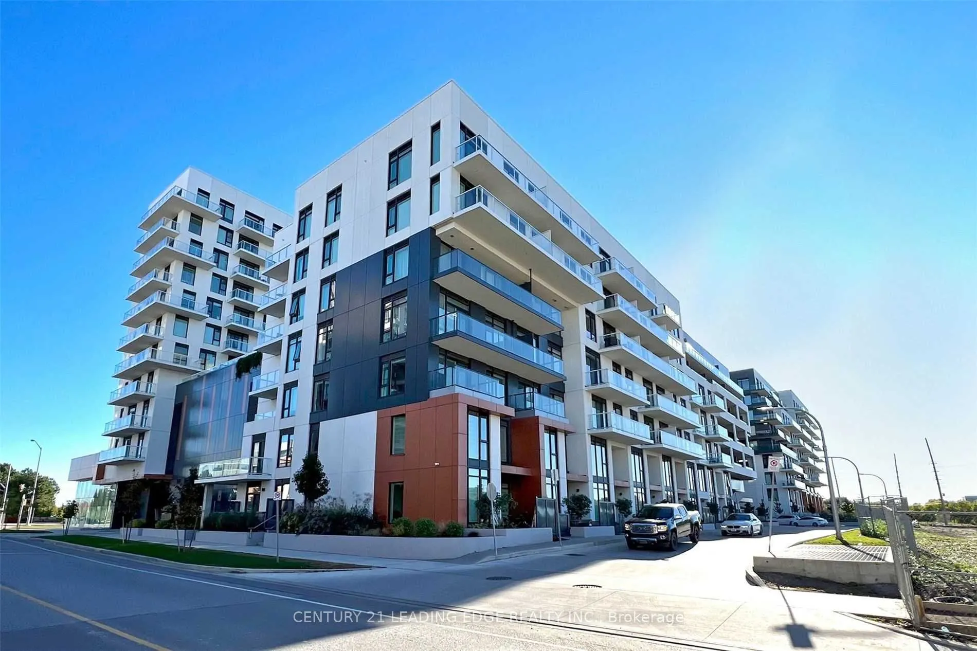 18 ROUGE VALLEY Drive W, #514