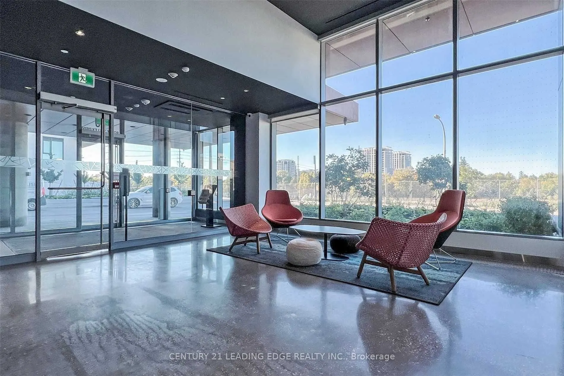 18 ROUGE VALLEY Drive W, #514