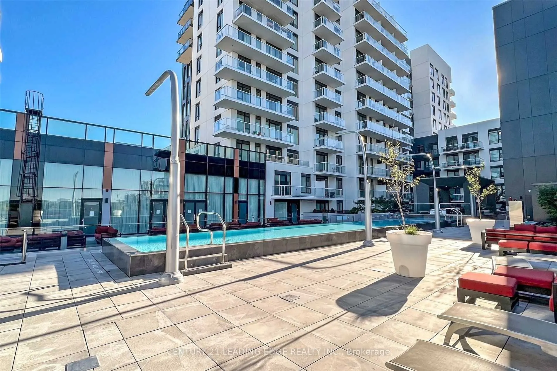 18 ROUGE VALLEY Drive W, #514