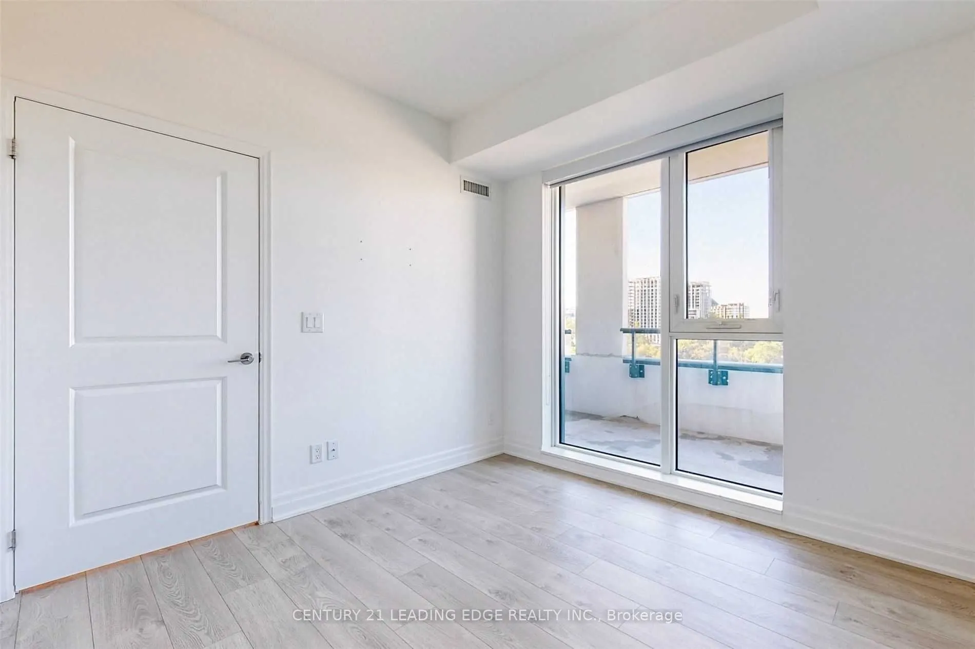 18 ROUGE VALLEY Drive W, #514
