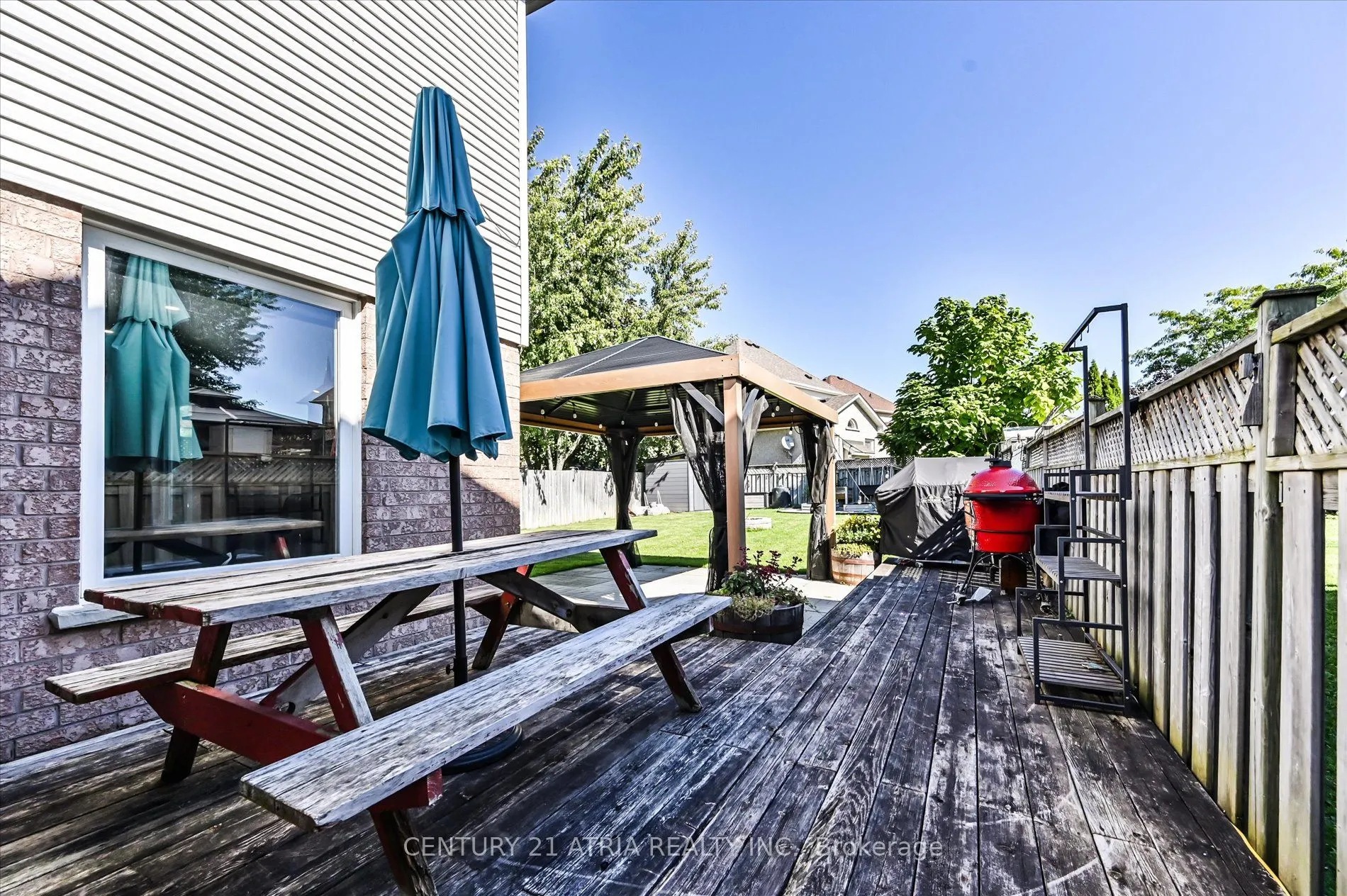 85 Burnaby Drive