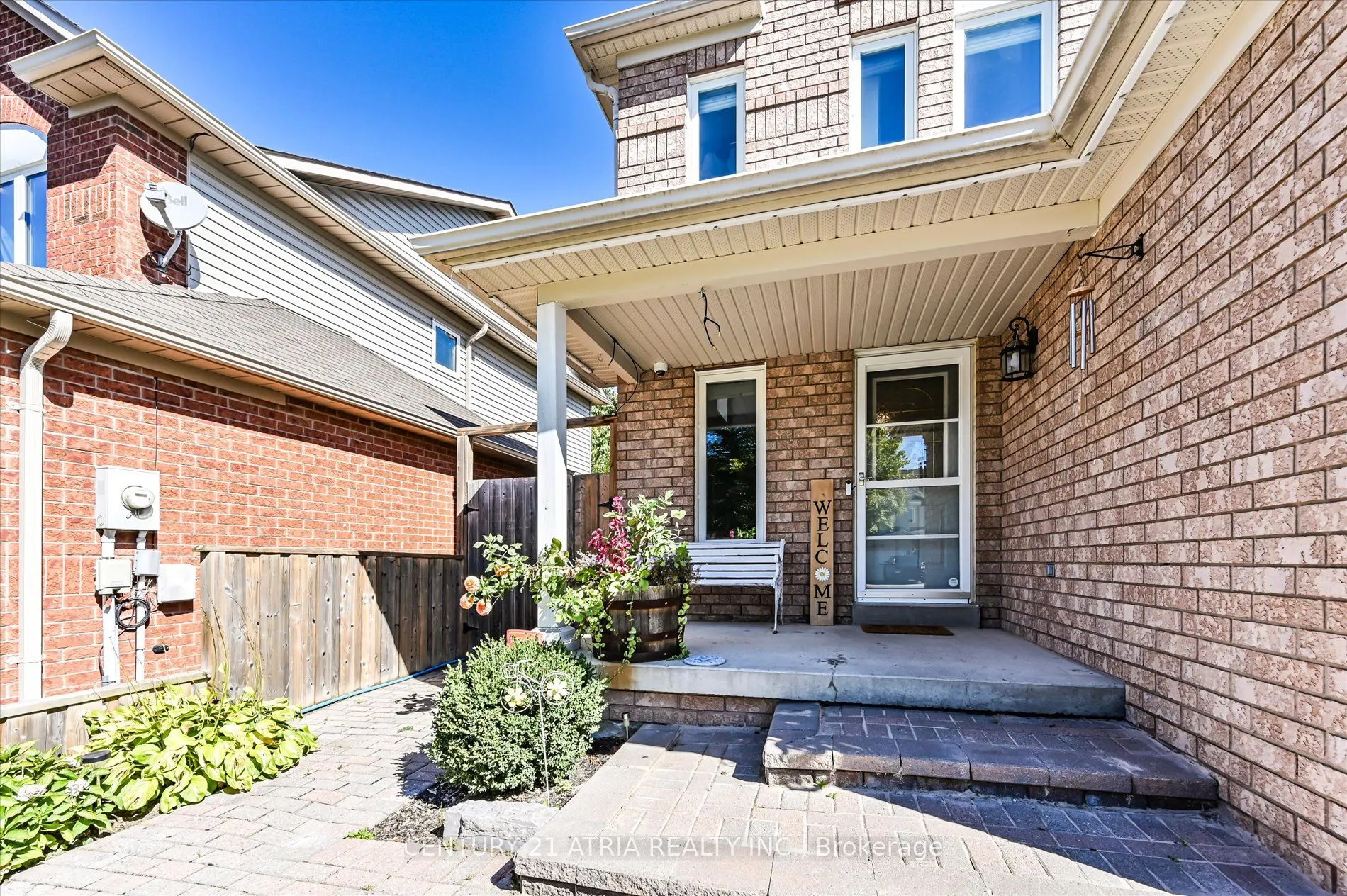 85 Burnaby Drive
