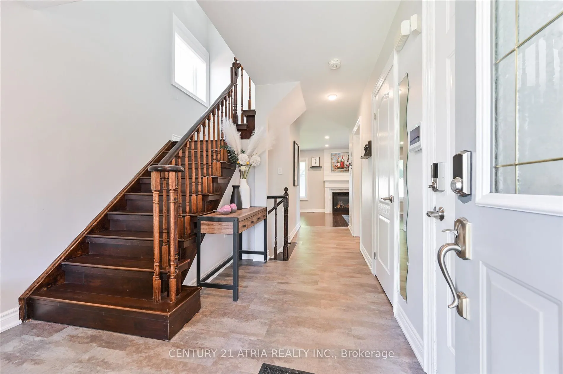 85 Burnaby Drive