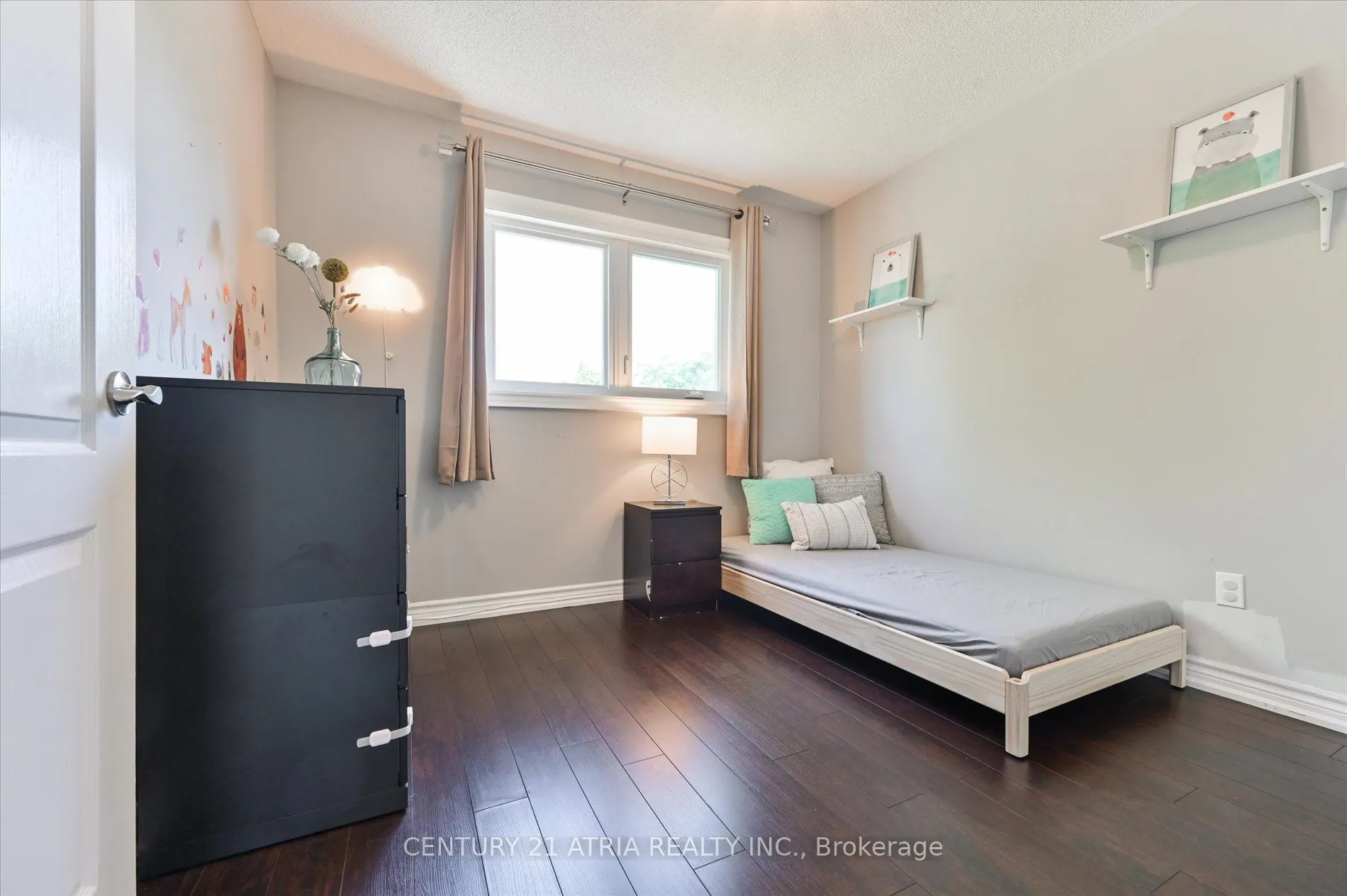 85 Burnaby Drive