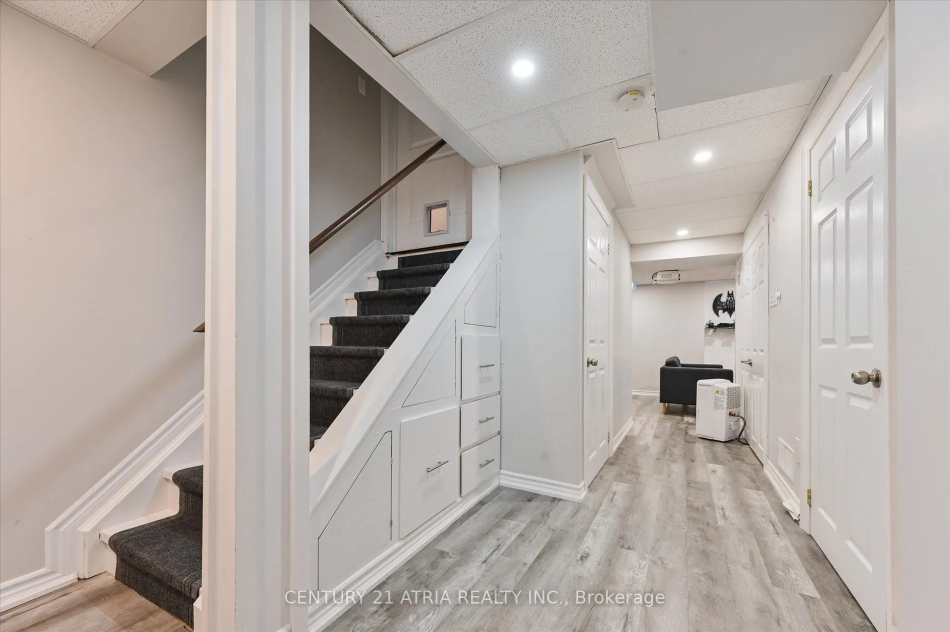 85 Burnaby Drive