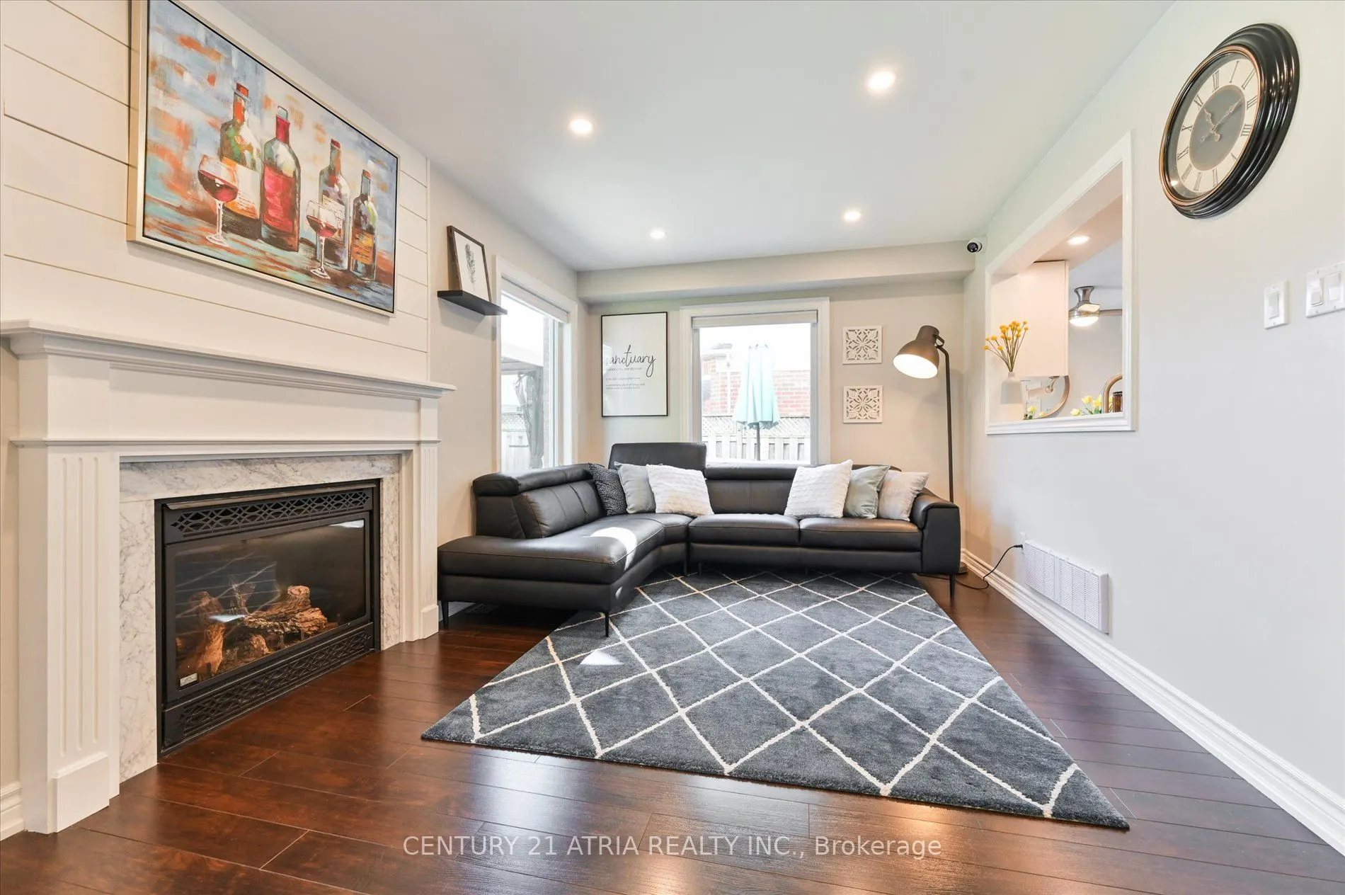 85 Burnaby Drive