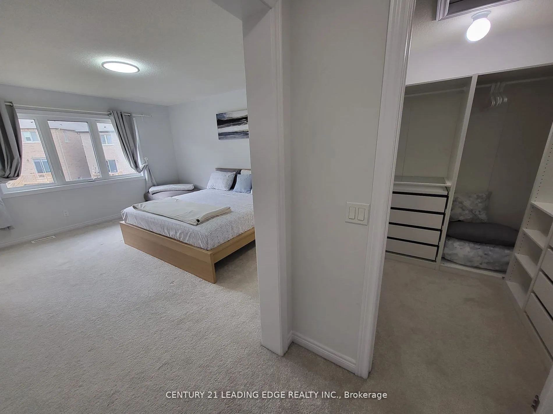 69 SEEDLING Crescent, #UPPER