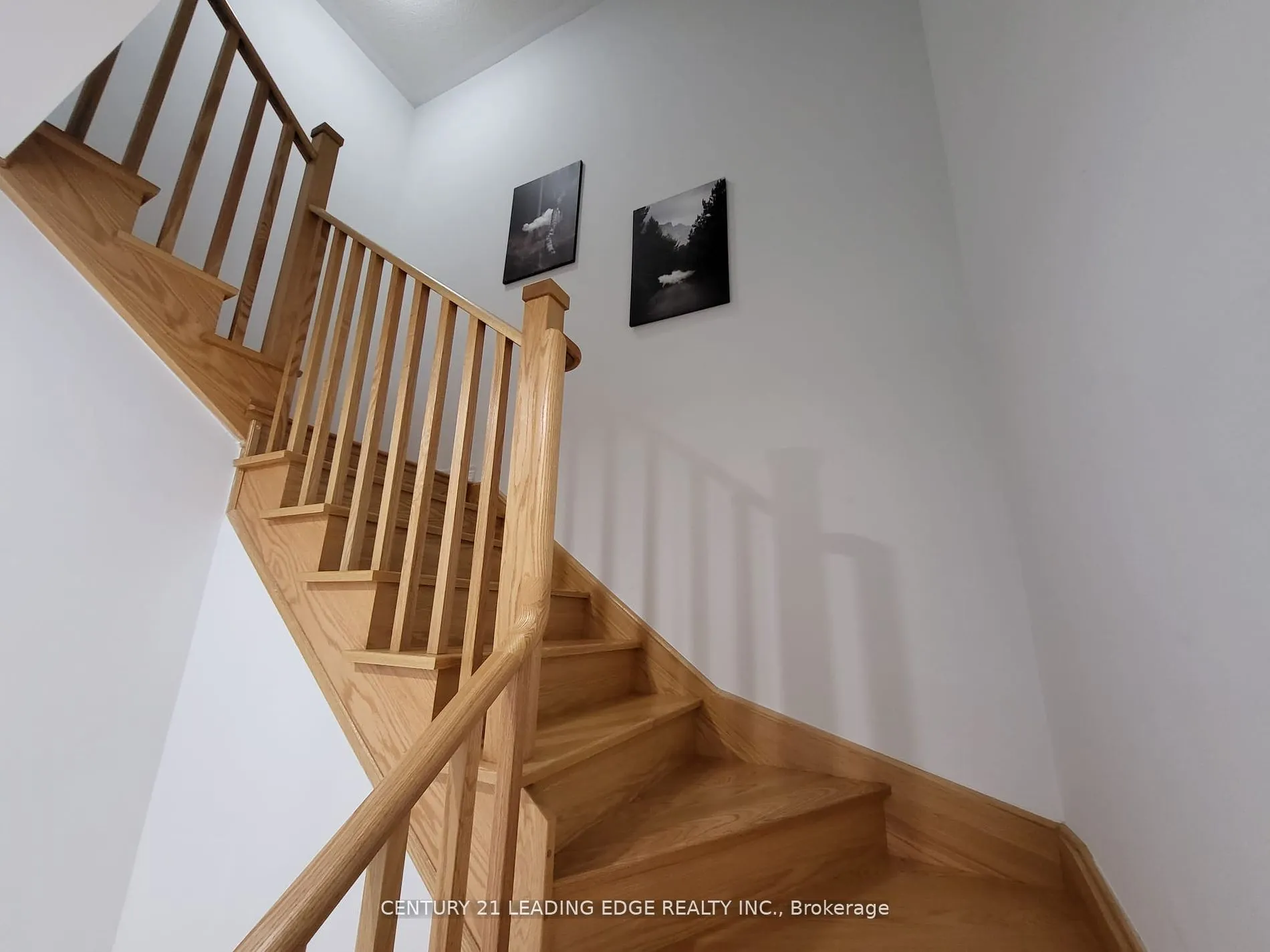69 SEEDLING Crescent, #UPPER
