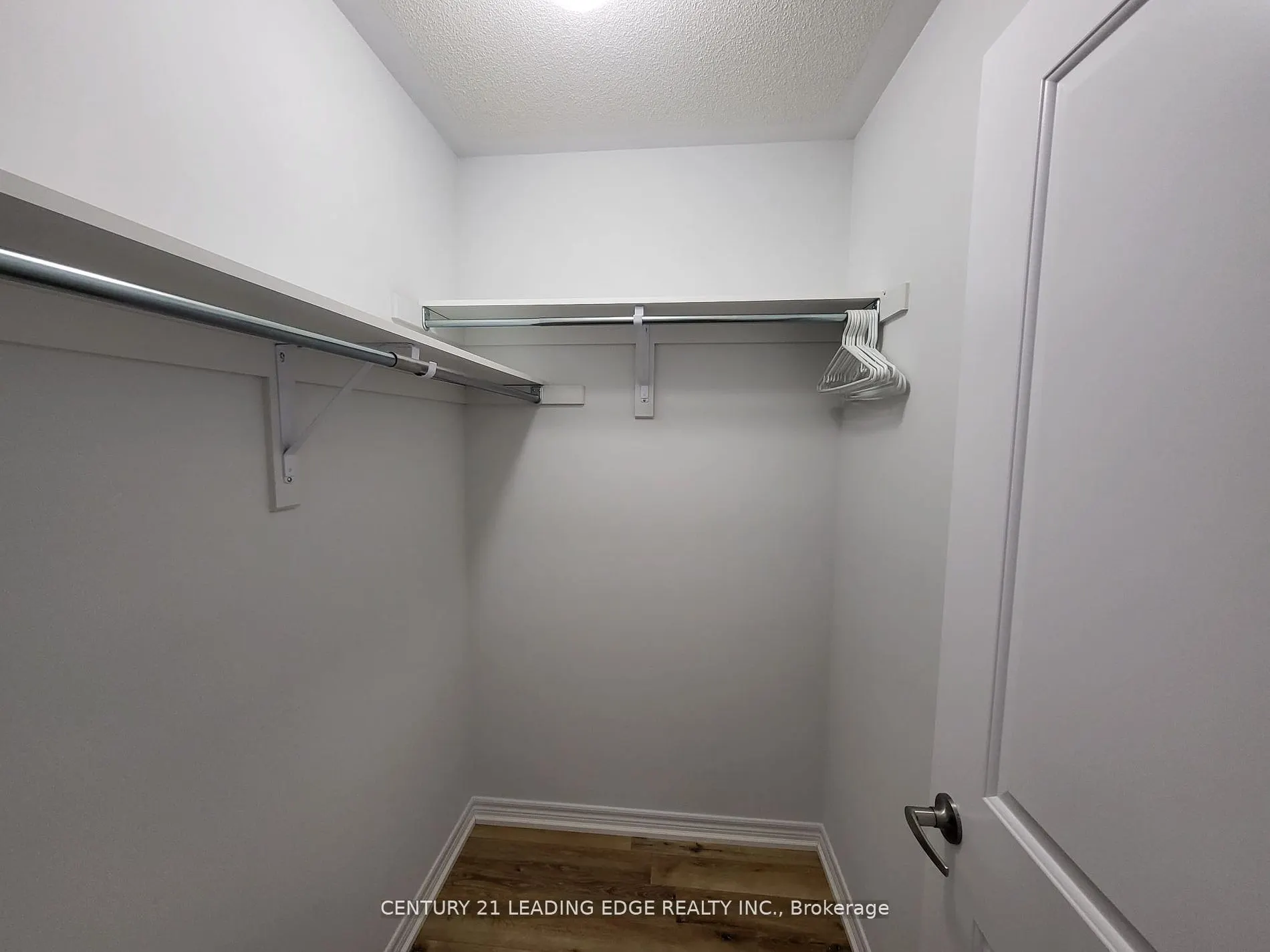 69 SEEDLING Crescent, #UPPER