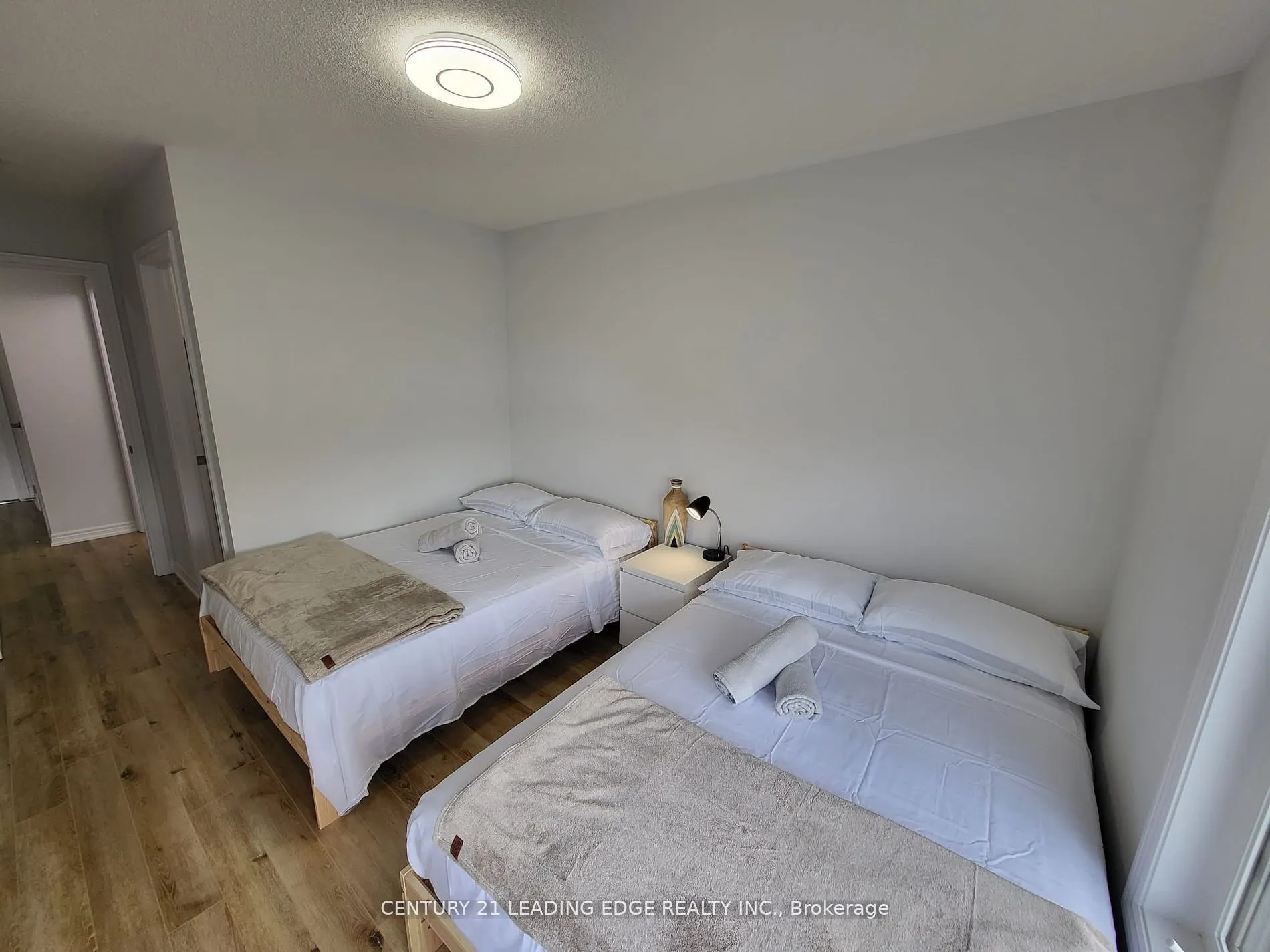 69 SEEDLING Crescent, #UPPER
