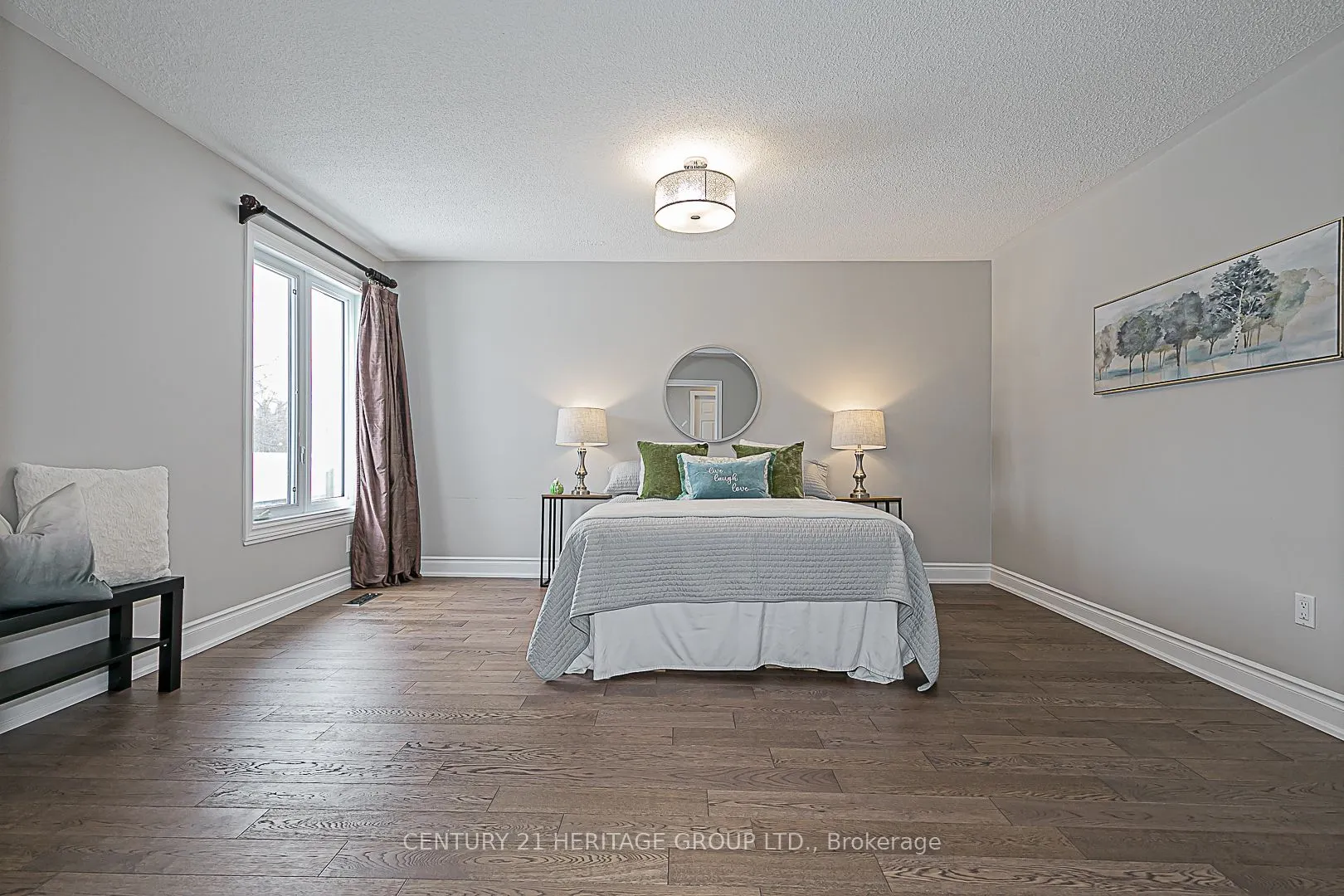 310 Chambers Crescent