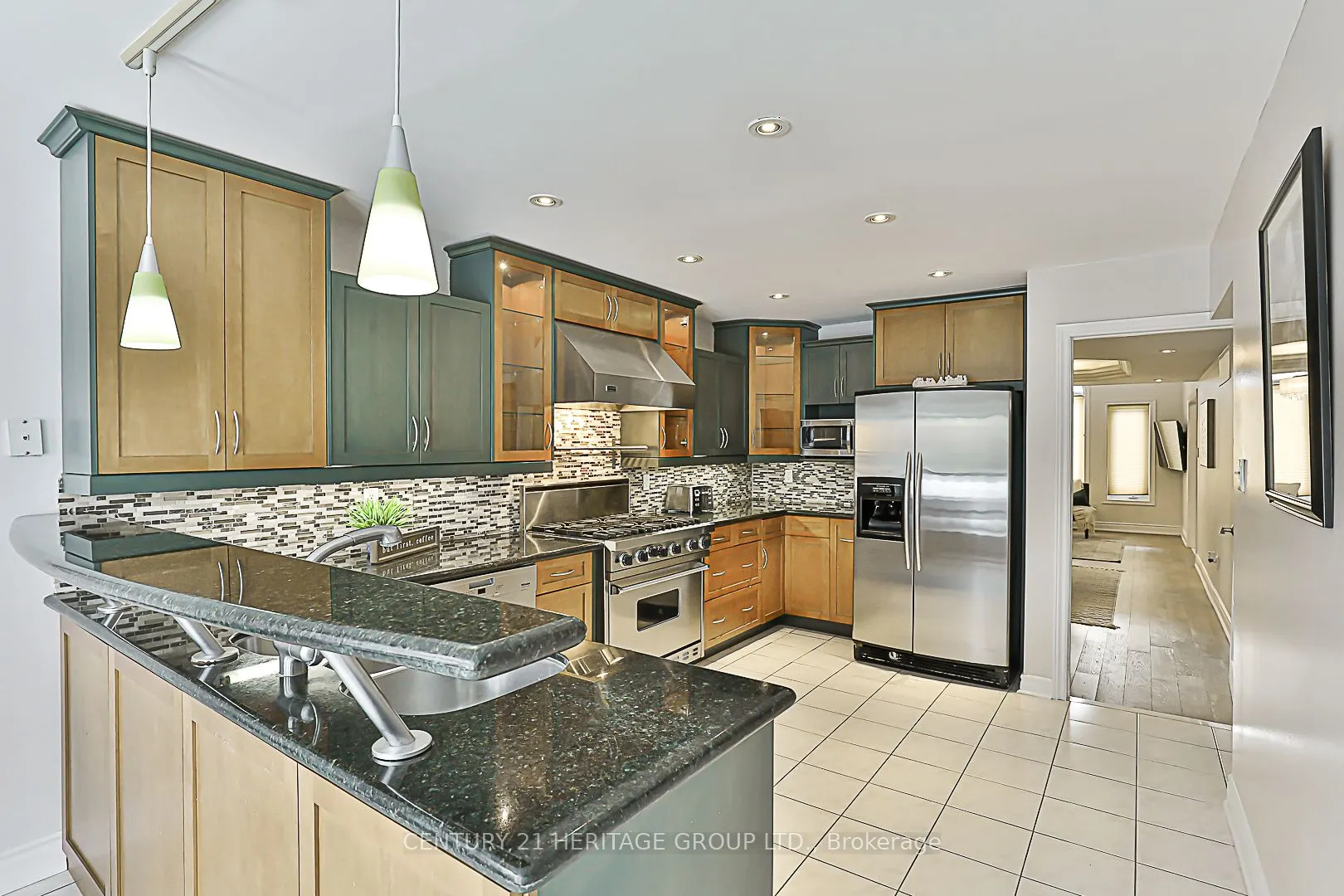 310 Chambers Crescent