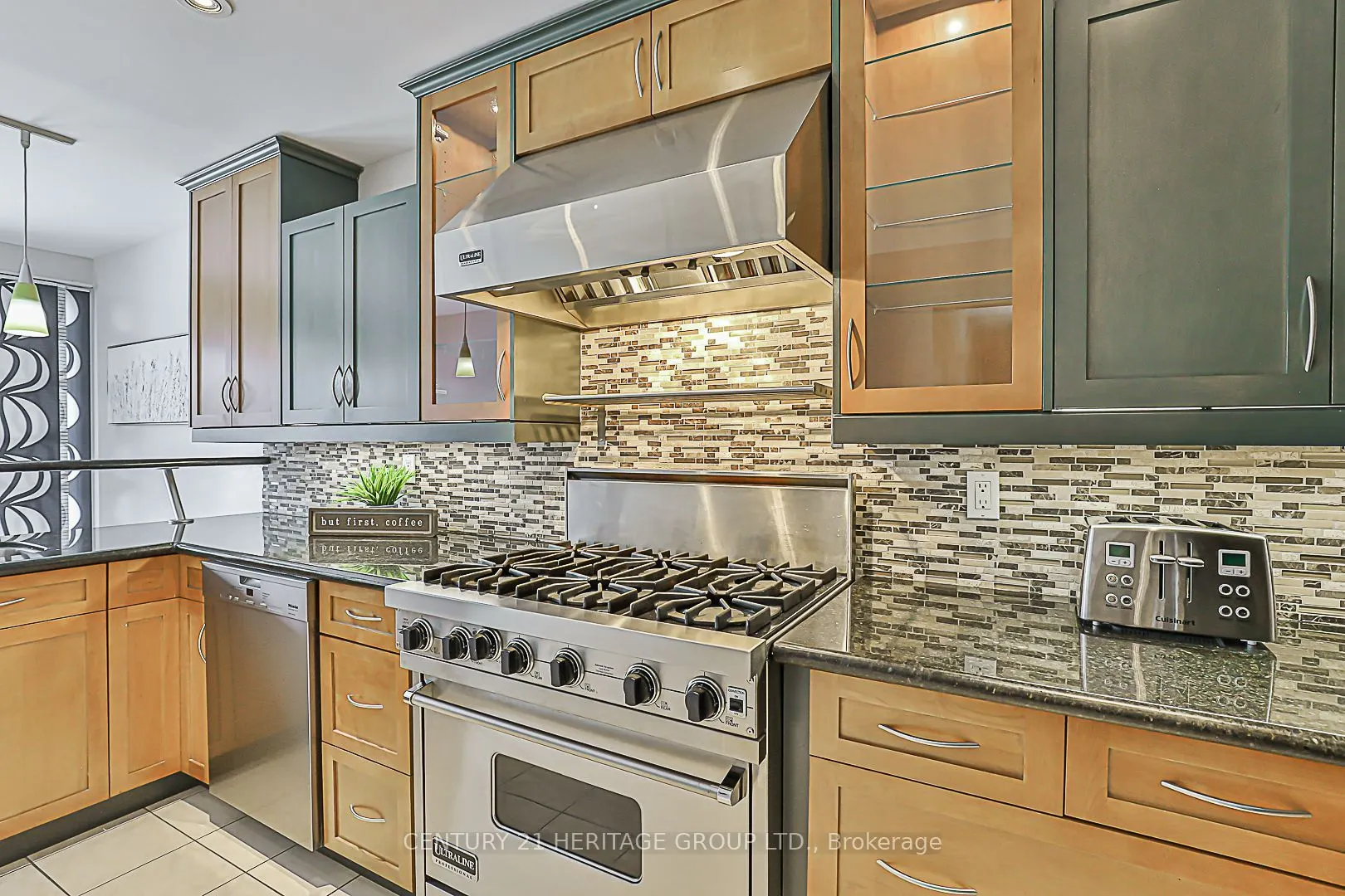310 Chambers Crescent