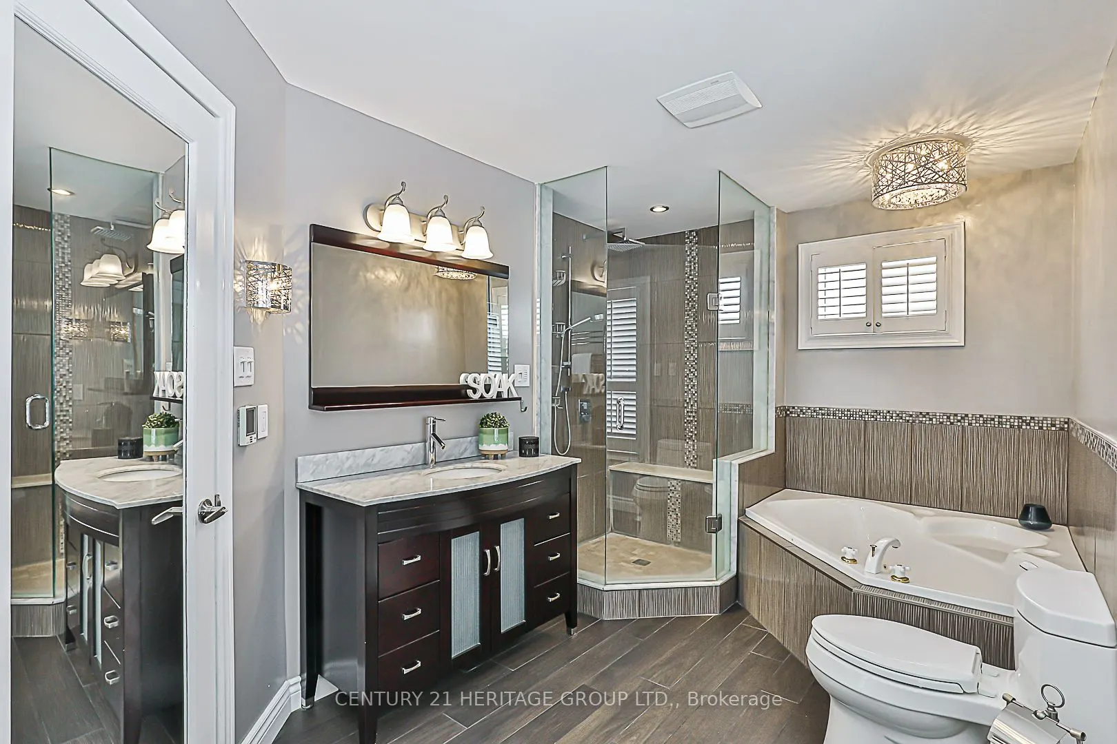 310 Chambers Crescent