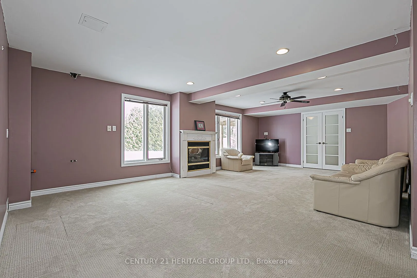 310 Chambers Crescent